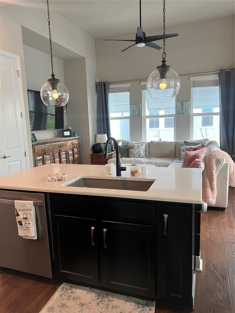 2301 LINDSTROM ST, SARASOTA, FL, 34237
