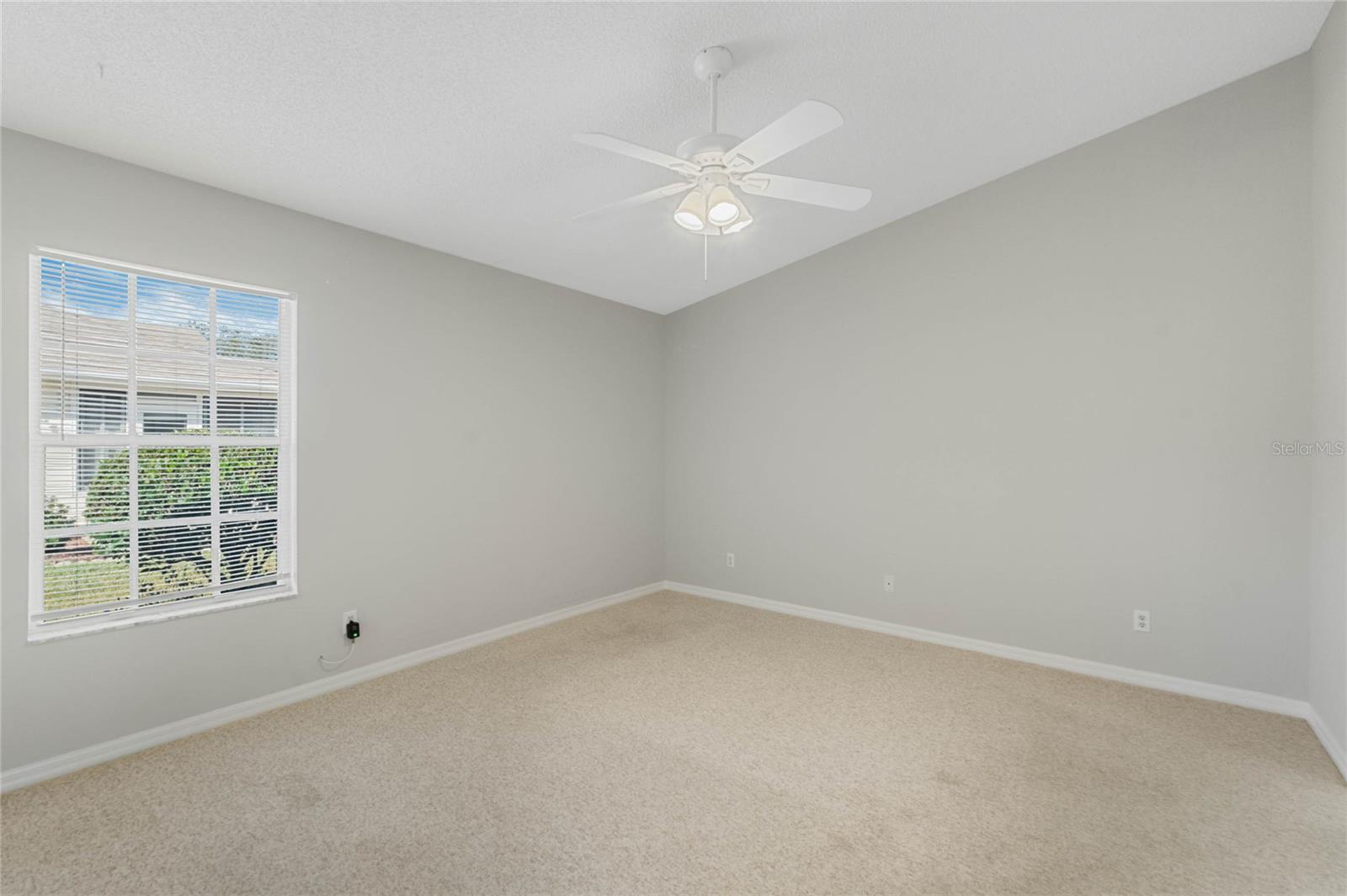 26613 RACQUET CIR, LEESBURG, FL, 34748
