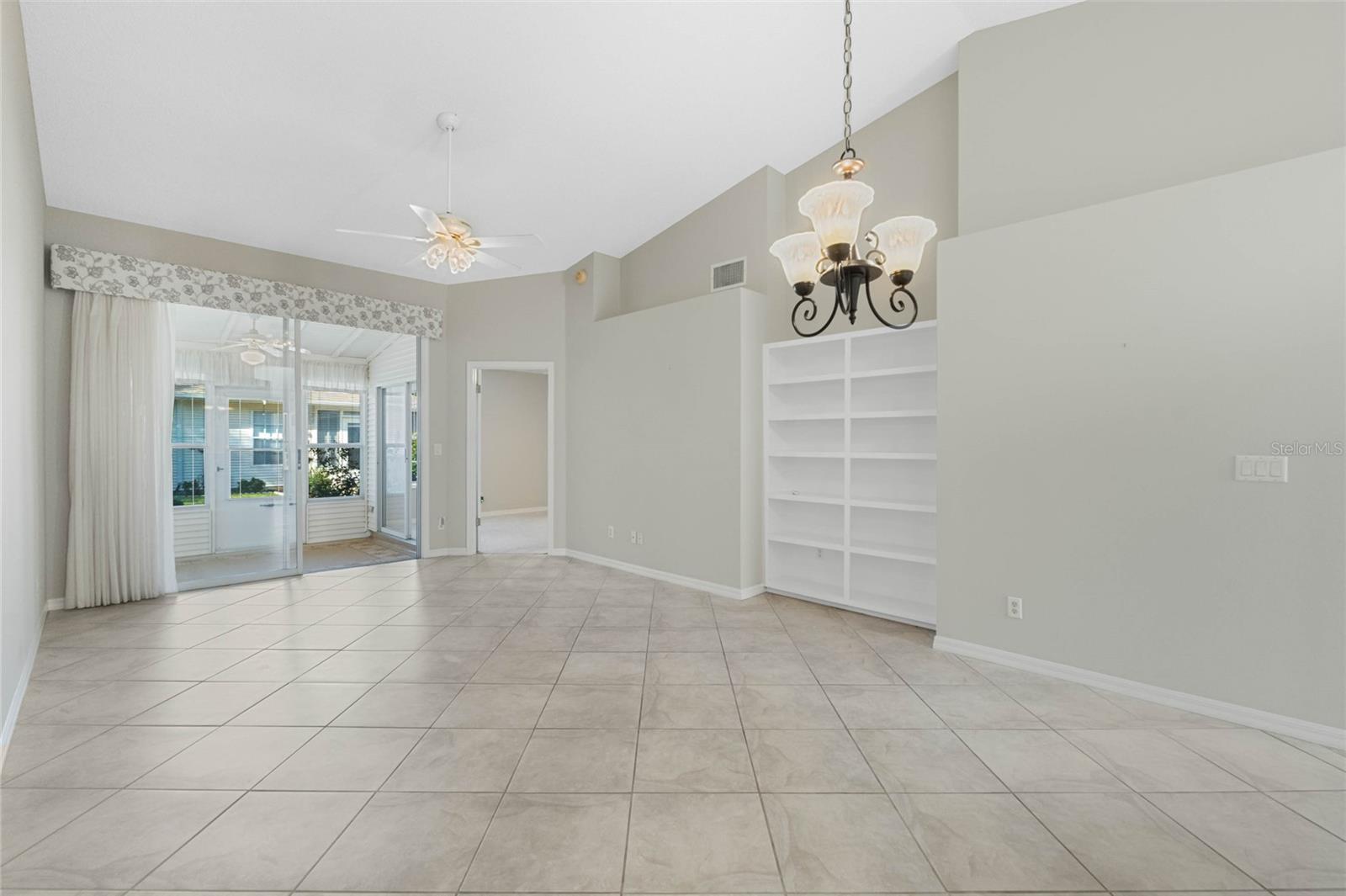 26613 RACQUET CIR, LEESBURG, FL, 34748