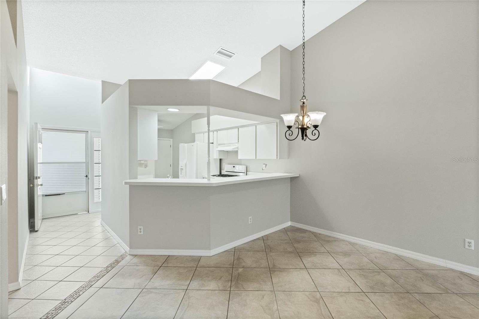 26613 RACQUET CIR, LEESBURG, FL, 34748