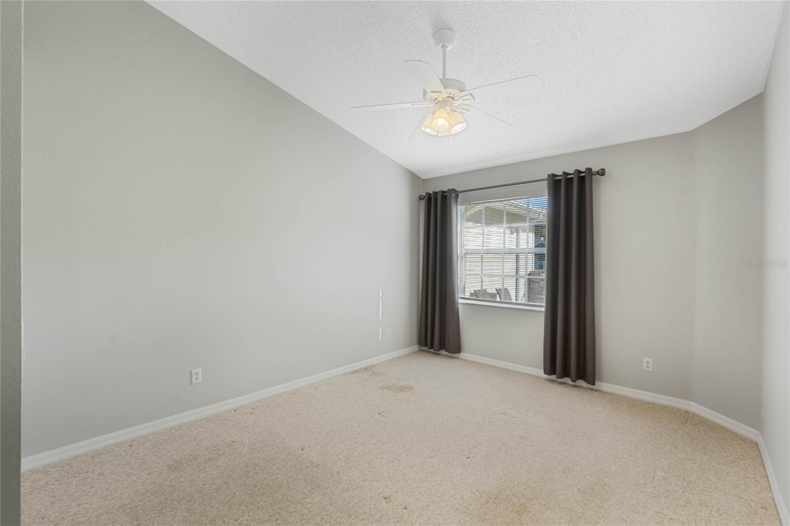 26613 RACQUET CIR, LEESBURG, FL, 34748