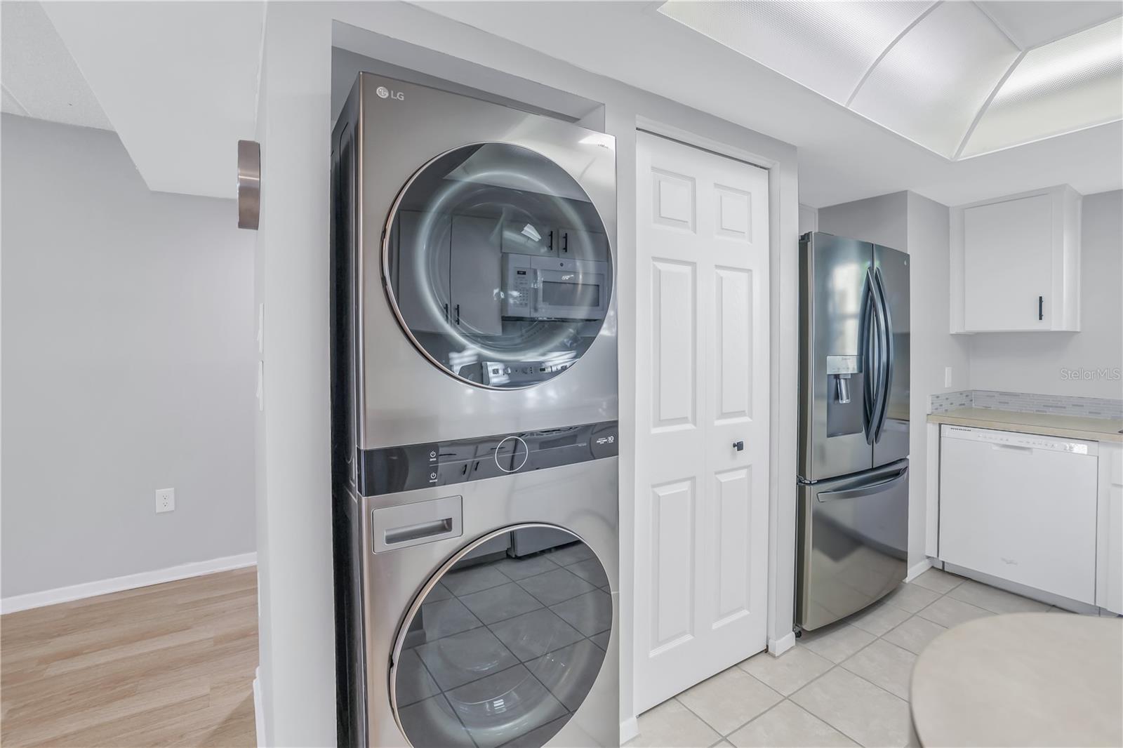 12300 PARK BLVD #103, SEMINOLE, FL, 33772