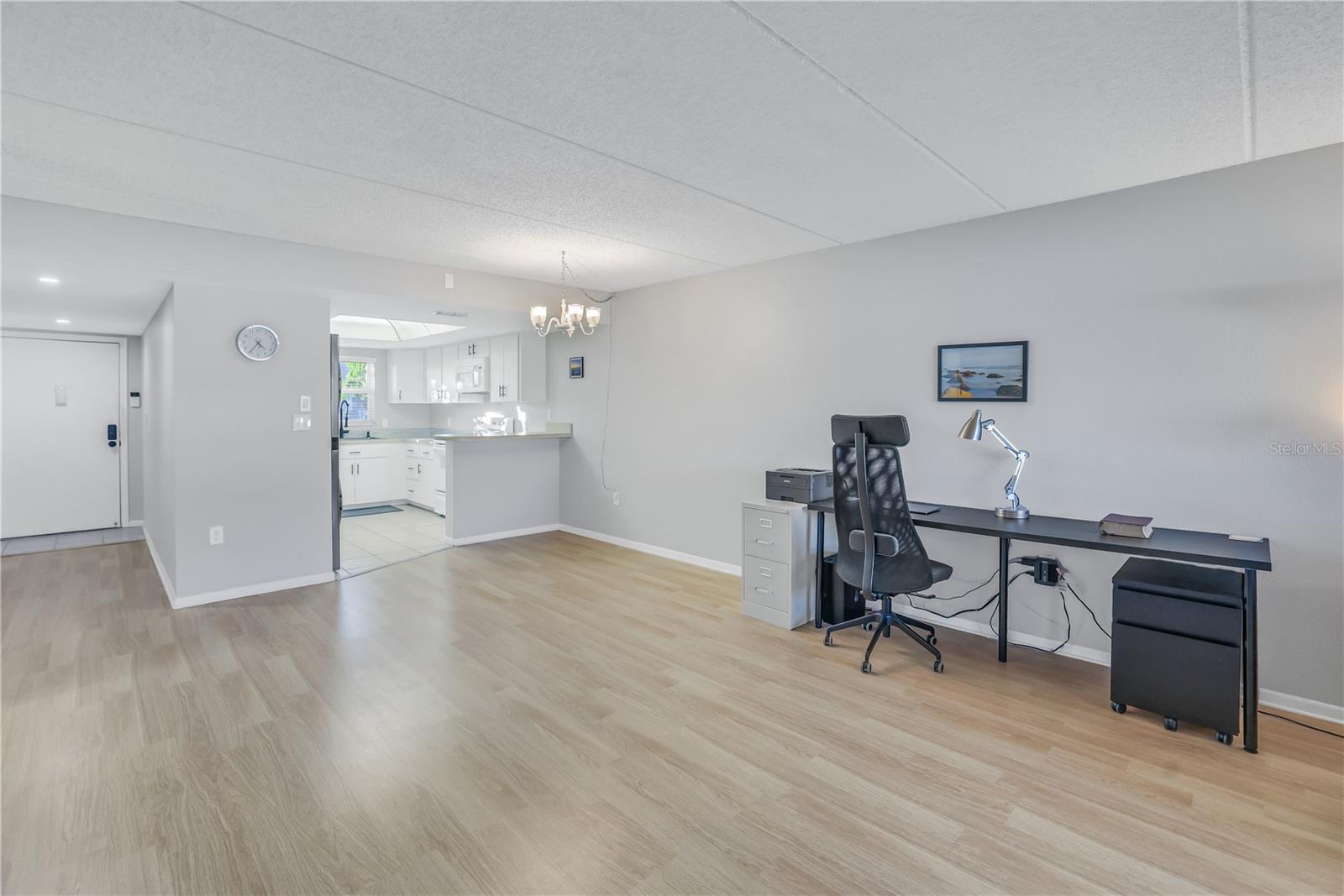 12300 PARK BLVD #103, SEMINOLE, FL, 33772