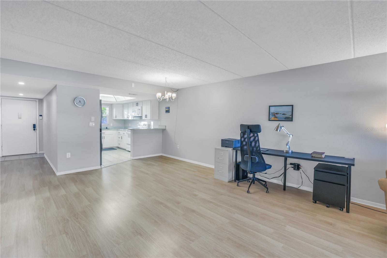 12300 PARK BLVD #103, SEMINOLE, FL, 33772