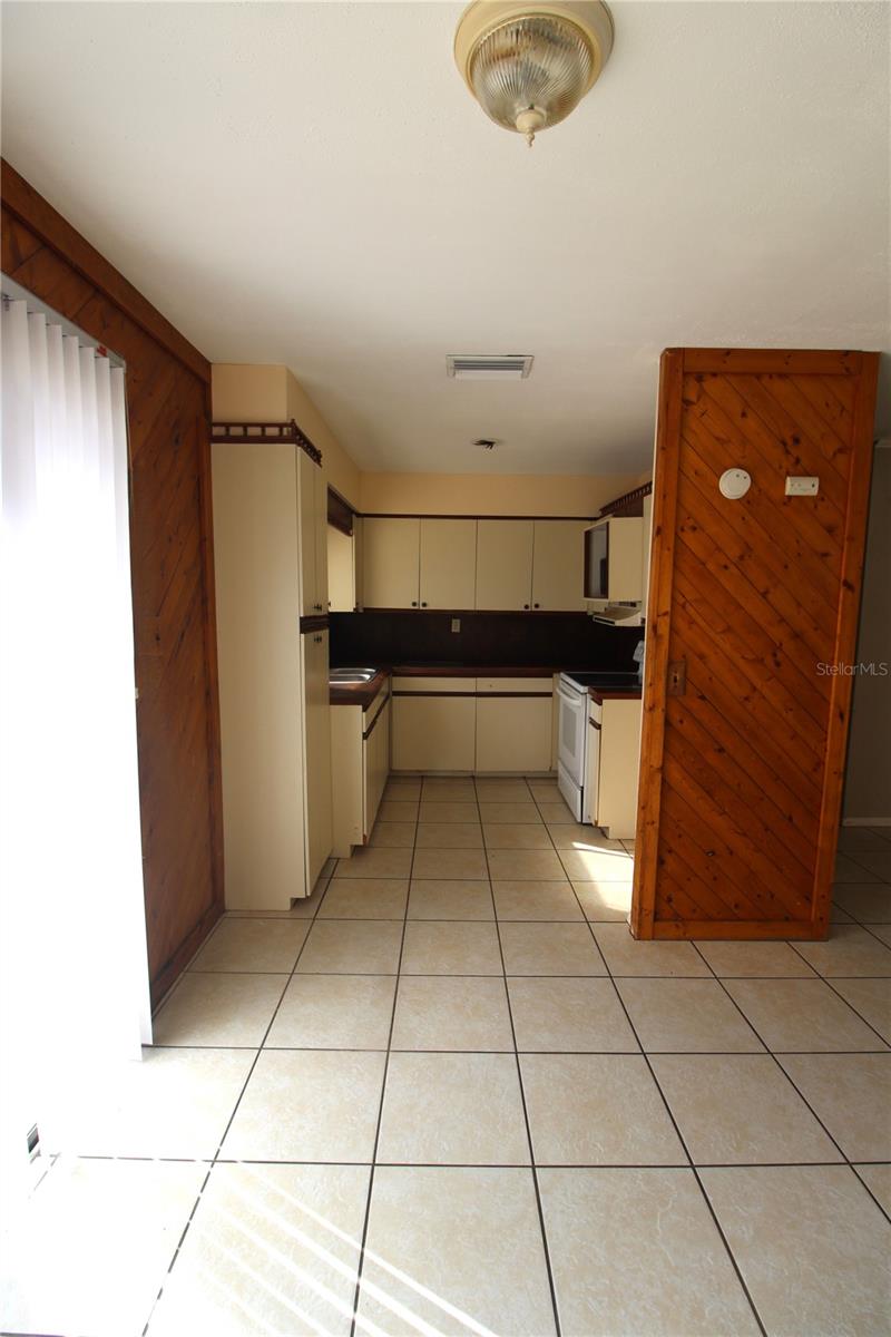 520 63RD AVE E, BRADENTON, FL, 34203