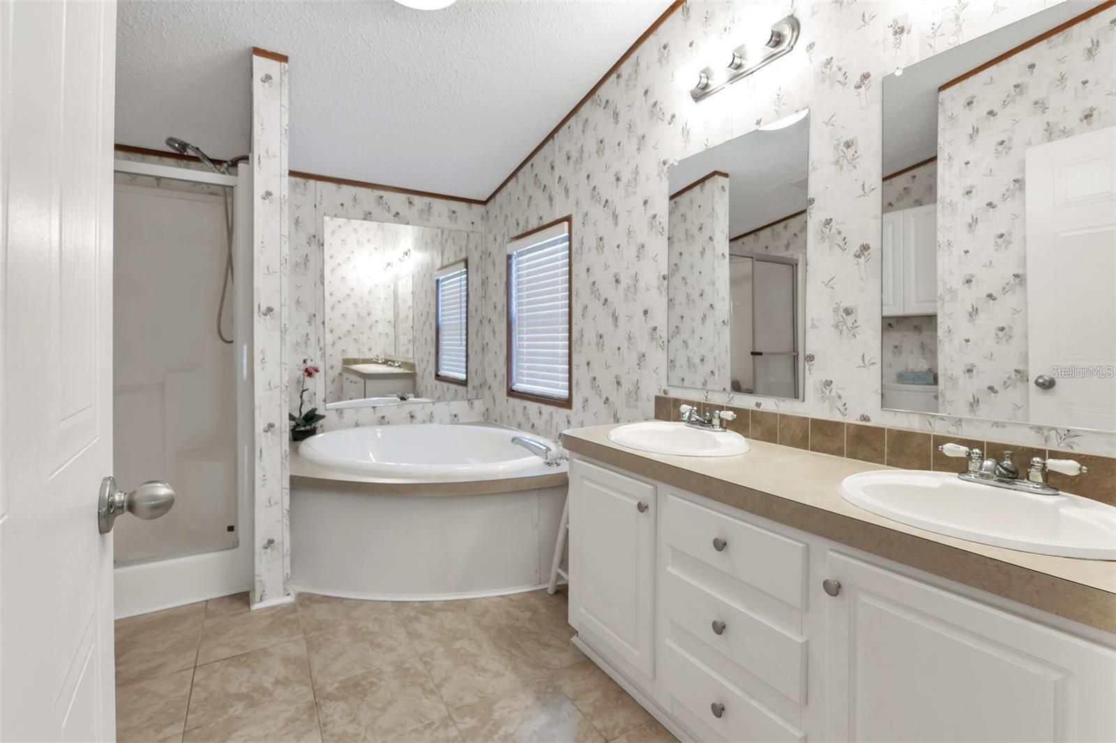 3127 BAYSIDE PKWY, PUNTA GORDA, FL, 33982