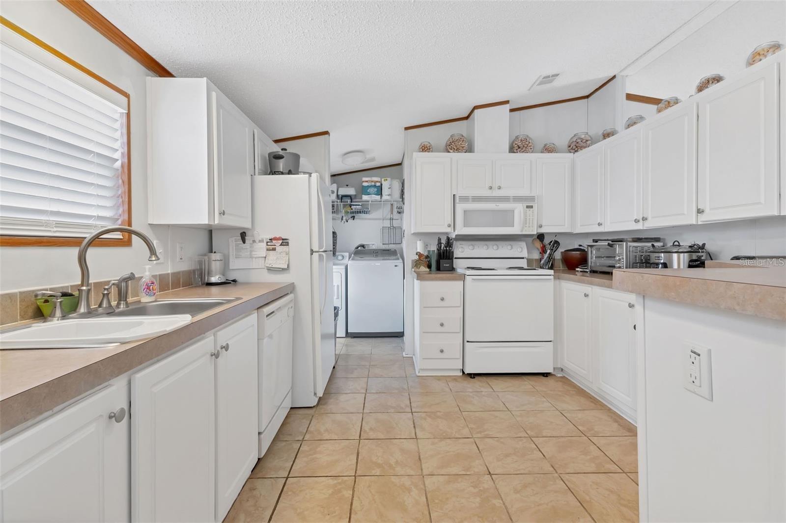 3127 BAYSIDE PKWY, PUNTA GORDA, FL, 33982