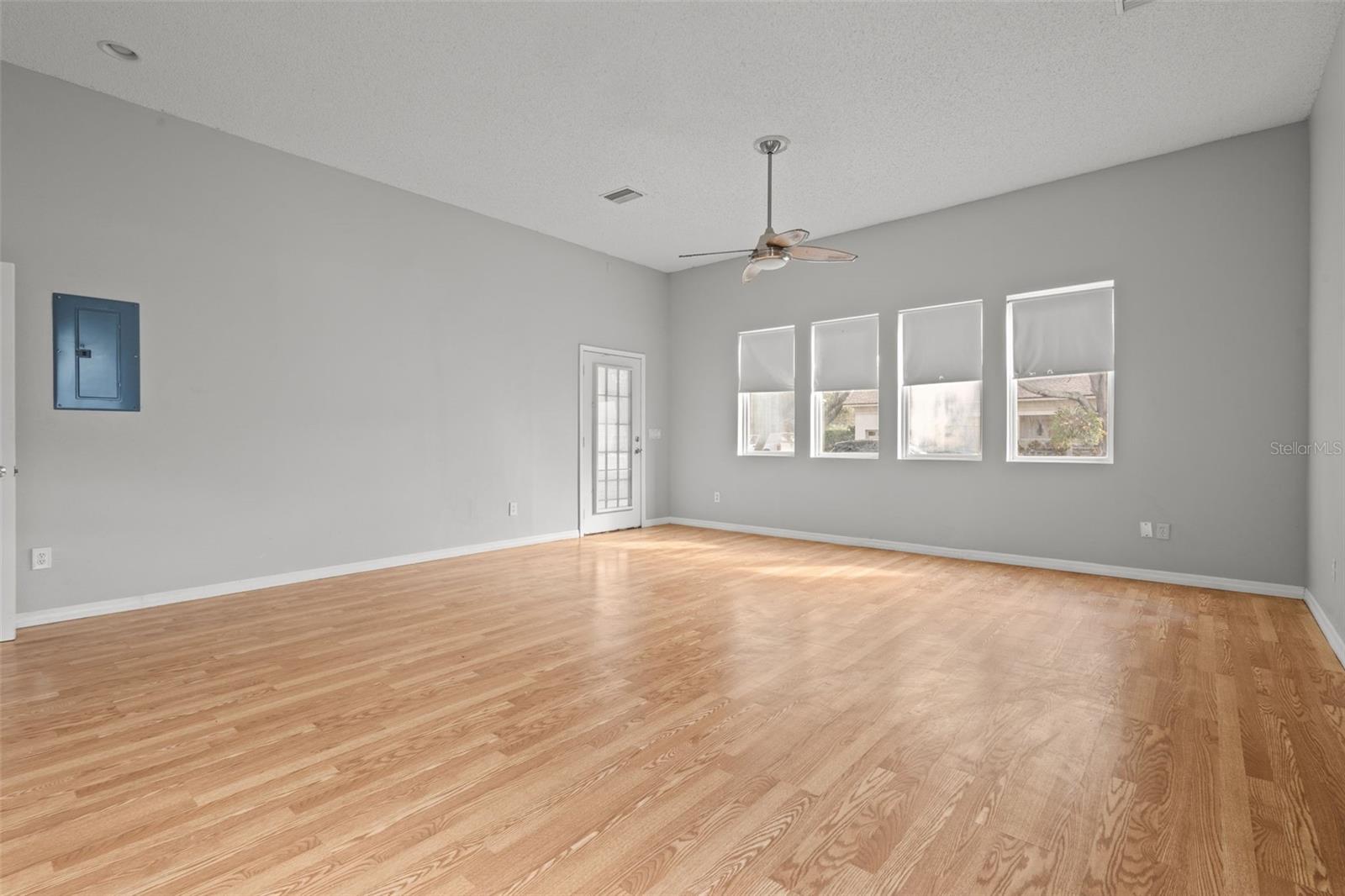 1321 RIVERSIDE DR, TARPON SPRINGS, FL, 34689