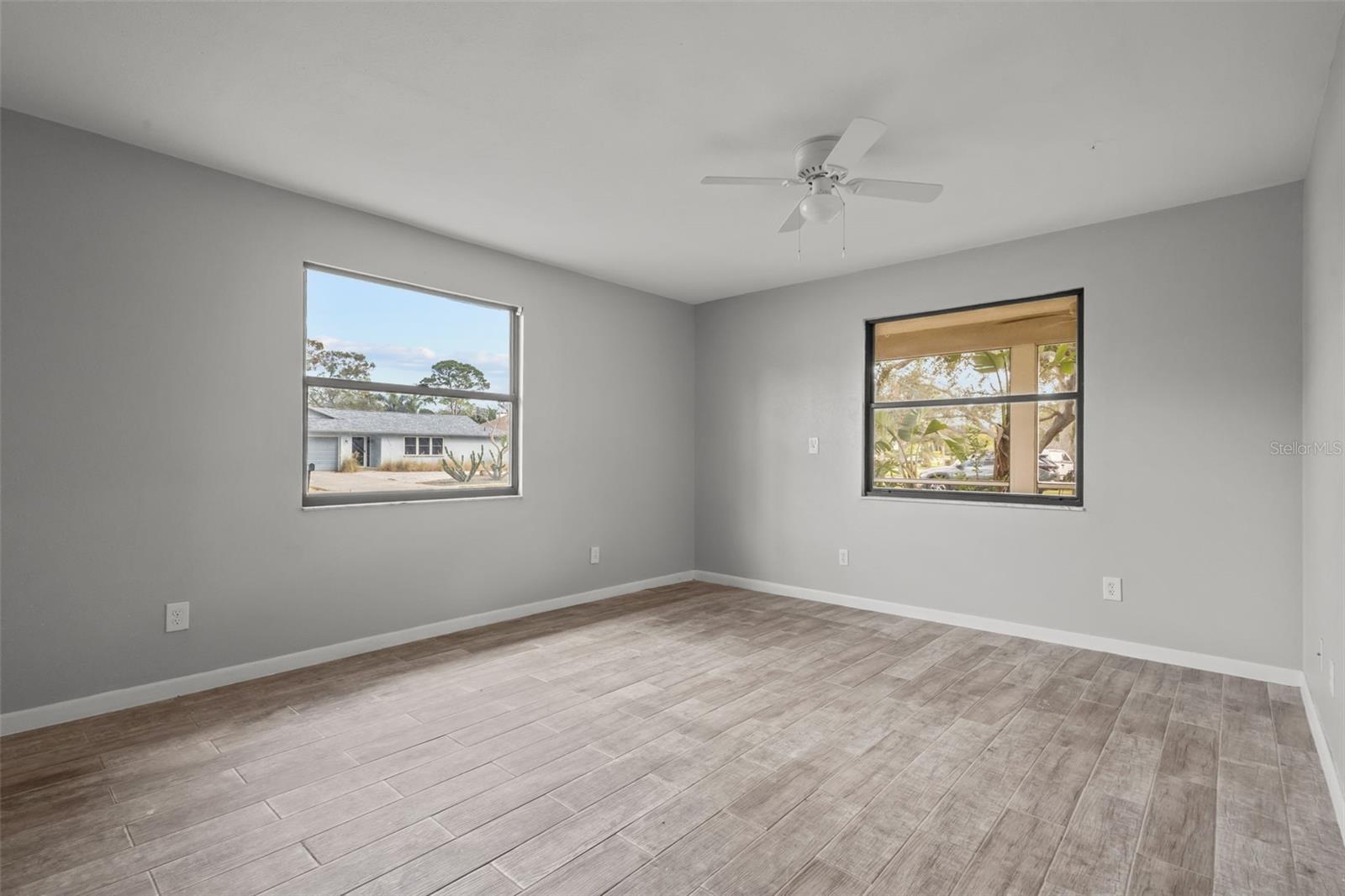1321 RIVERSIDE DR, TARPON SPRINGS, FL, 34689