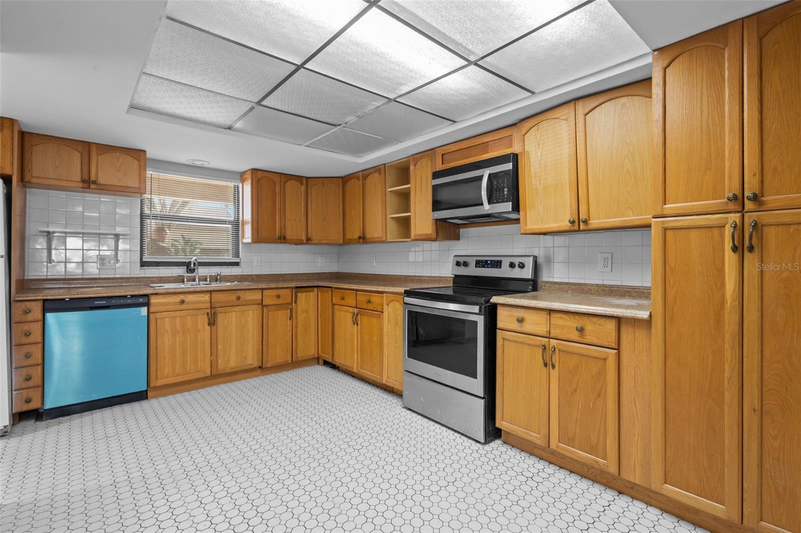1321 RIVERSIDE DR, TARPON SPRINGS, FL, 34689