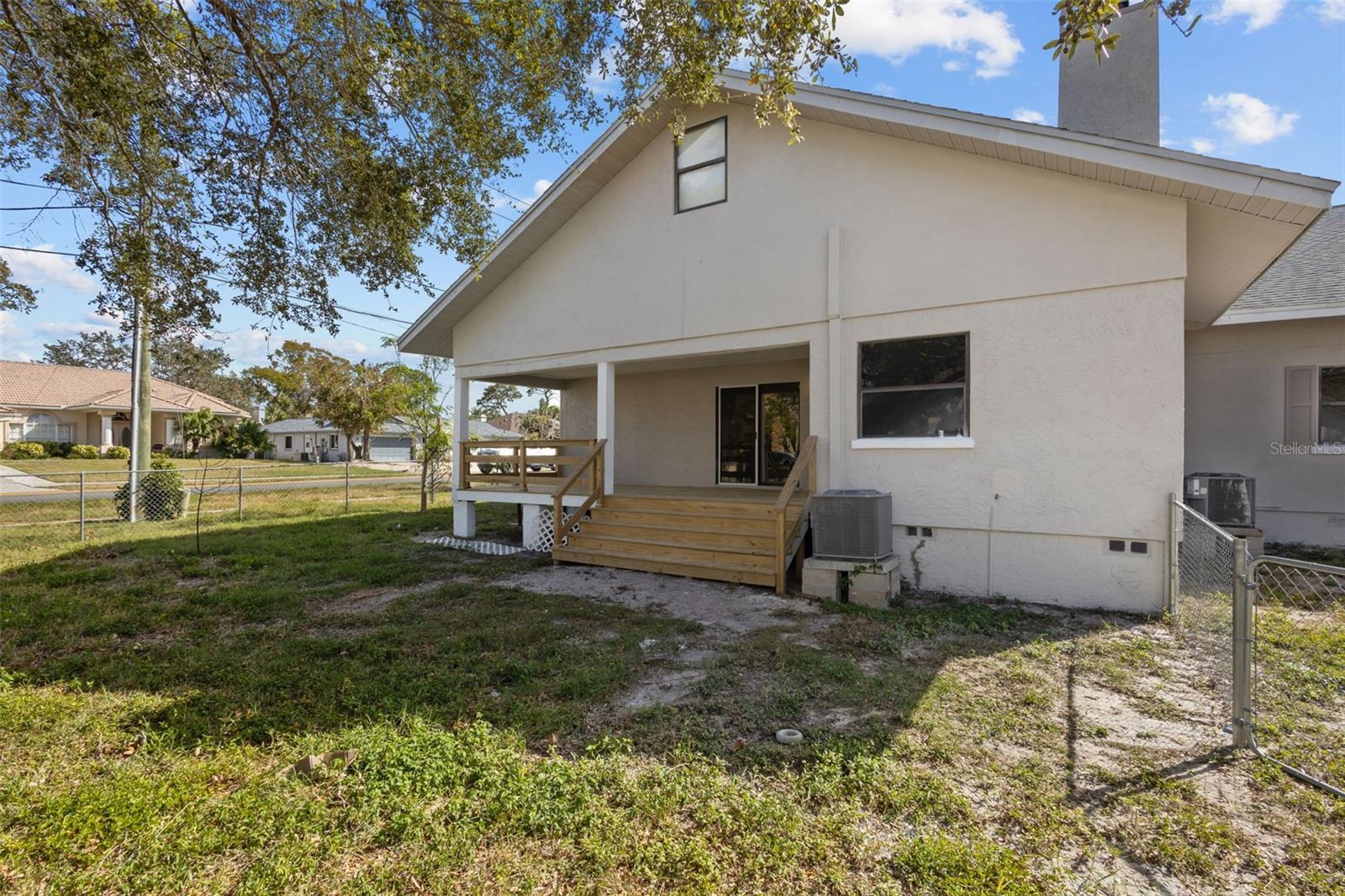 1321 RIVERSIDE DR, TARPON SPRINGS, FL, 34689