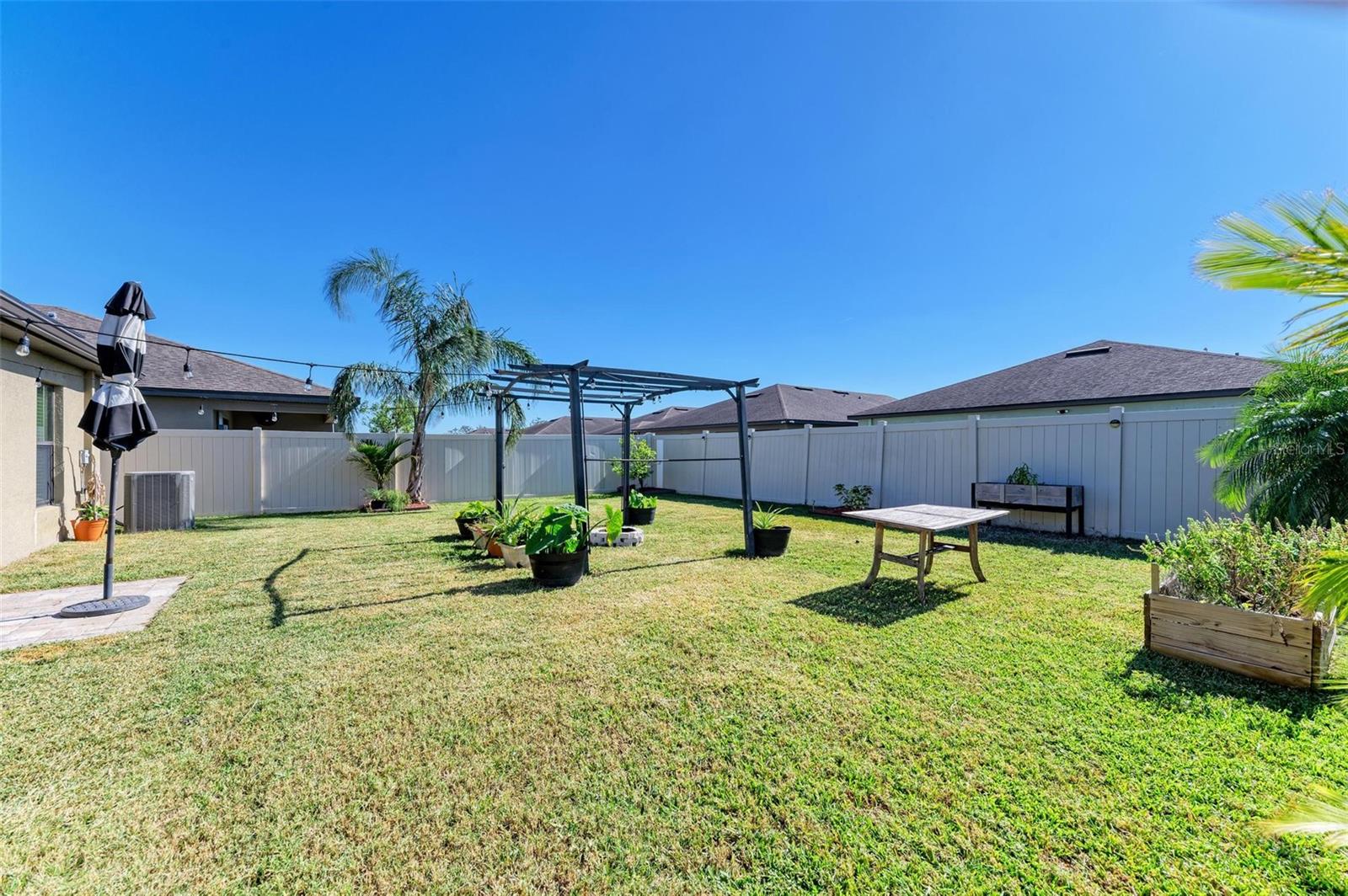 925 WYNNMERE WALK AVE, RUSKIN, FL, 33570