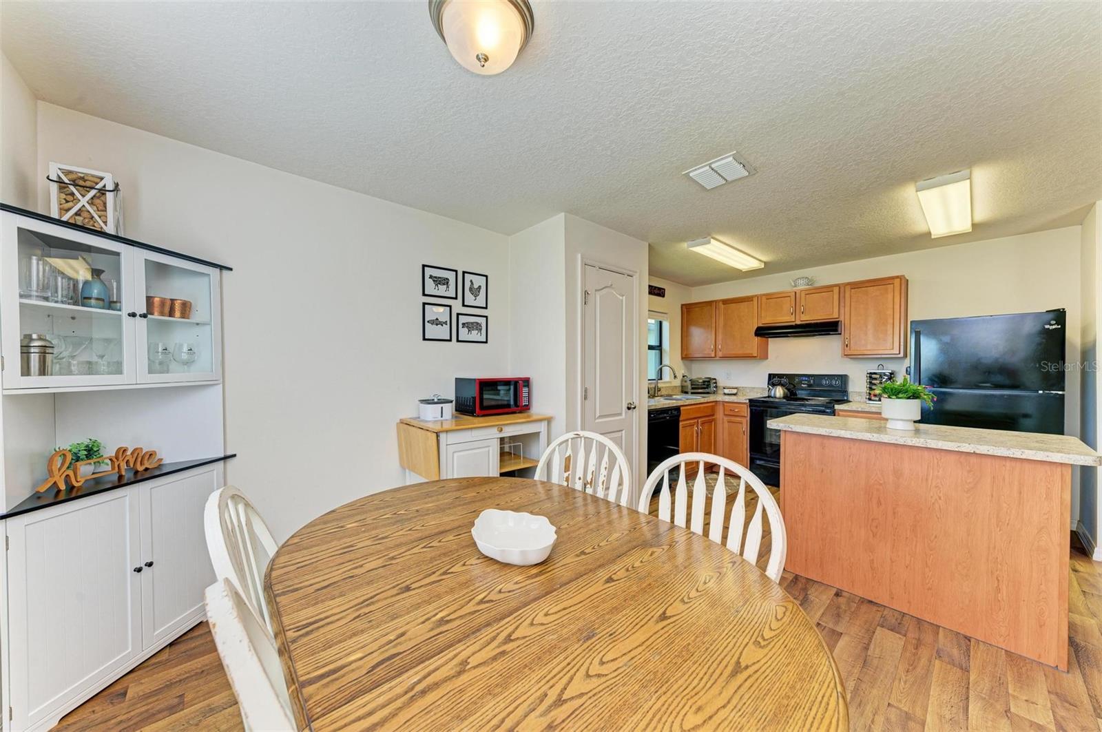 925 WYNNMERE WALK AVE, RUSKIN, FL, 33570