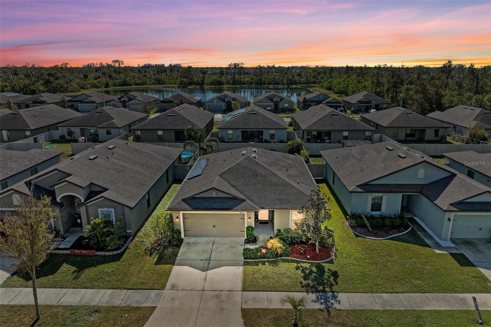 925 WYNNMERE WALK AVE, RUSKIN, FL, 33570