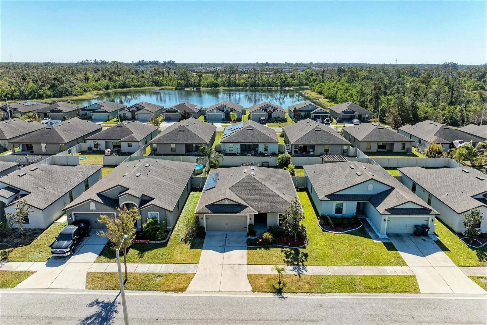 925 WYNNMERE WALK AVE, RUSKIN, FL, 33570