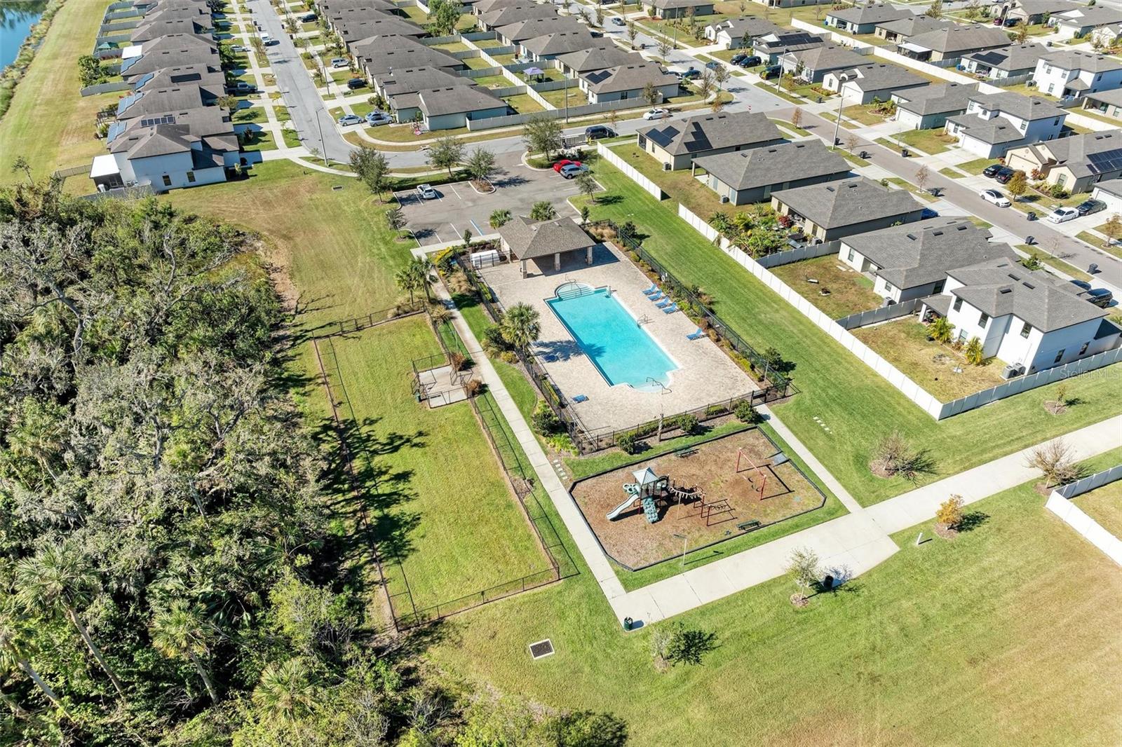 925 WYNNMERE WALK AVE, RUSKIN, FL, 33570
