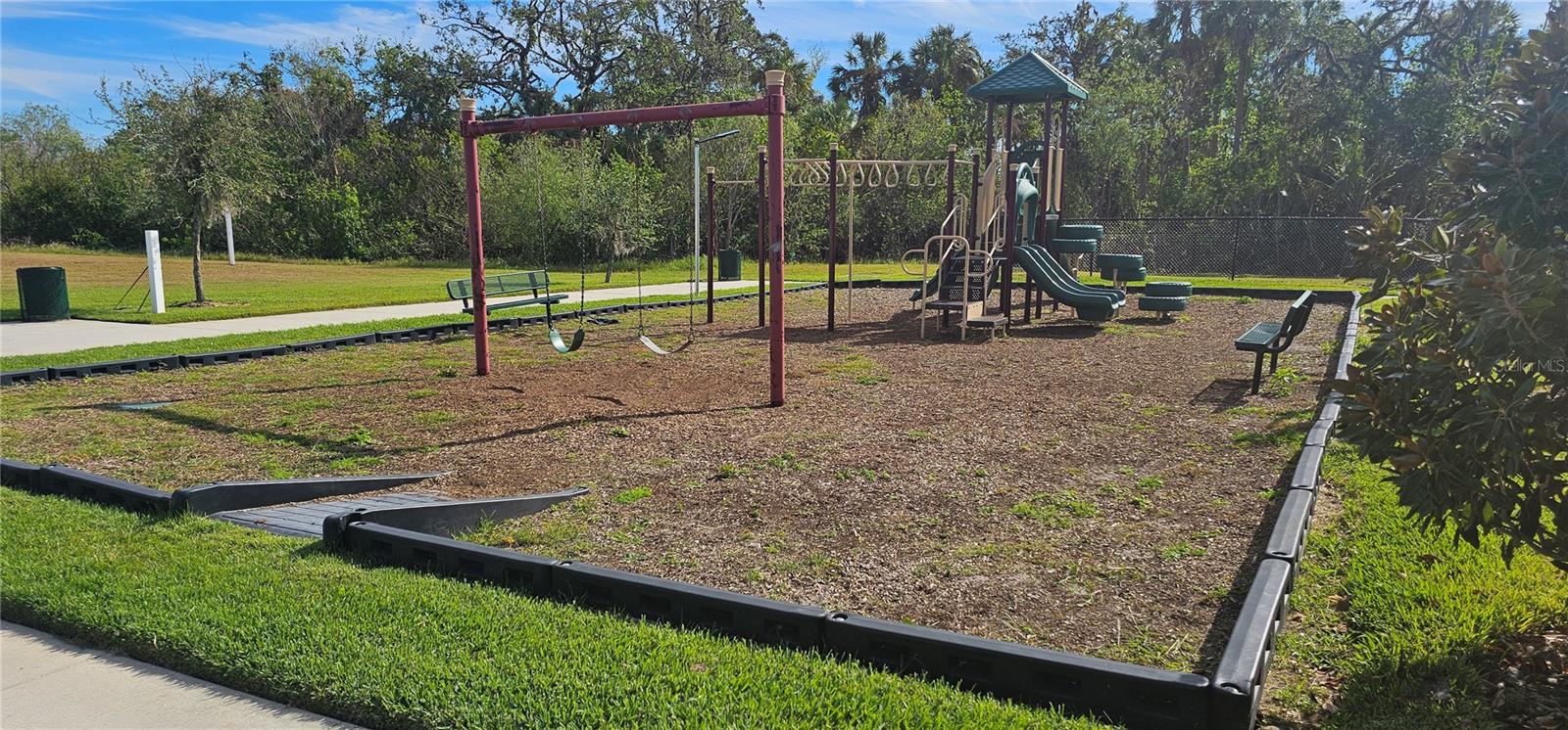 925 WYNNMERE WALK AVE, RUSKIN, FL, 33570