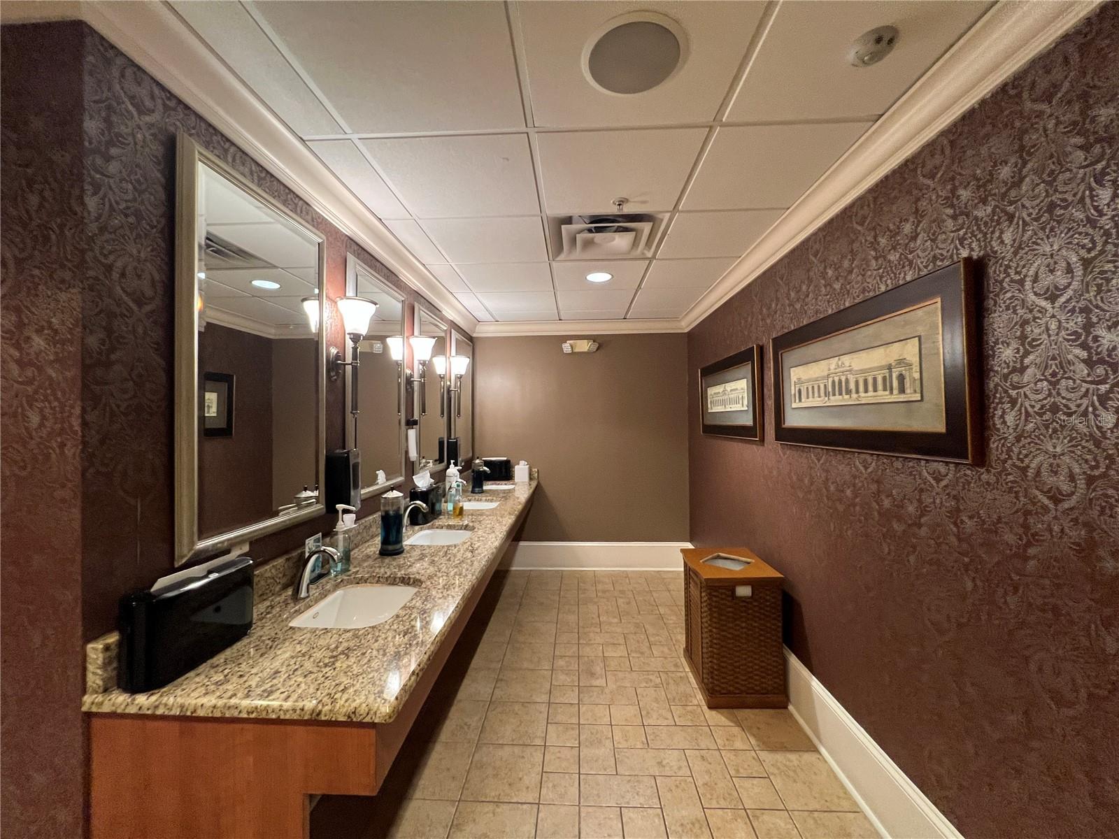 6713 STONE RIVER RD #205, BRADENTON, FL, 34203