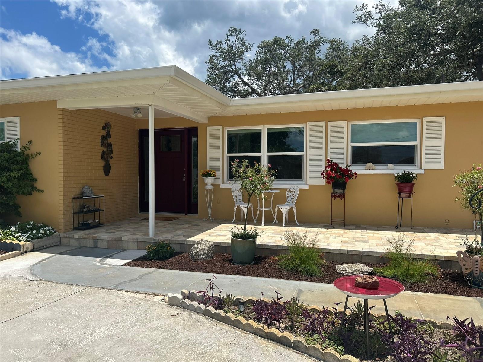 209 WESTWINDS DR, PALM HARBOR, FL, 34683