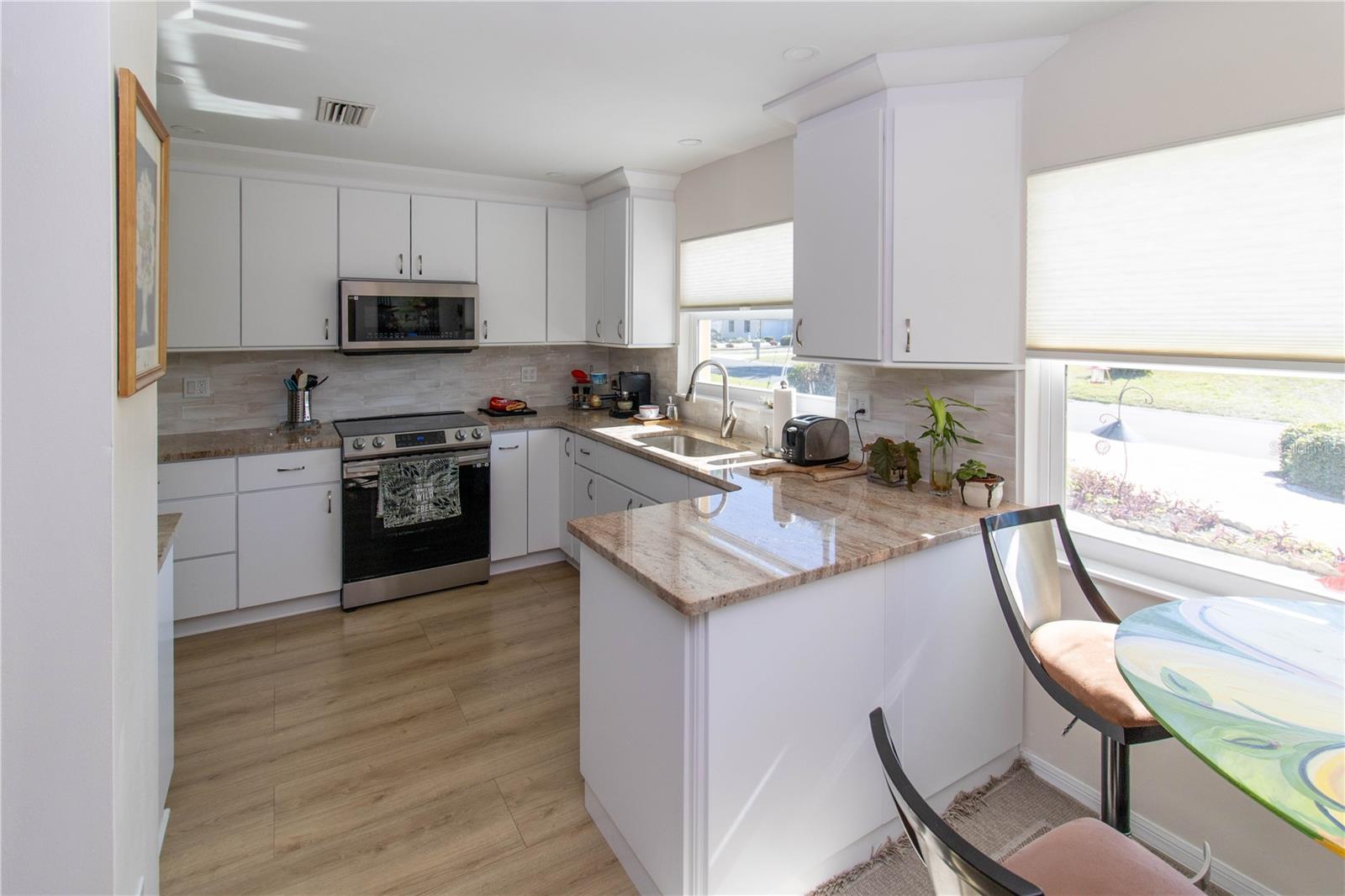 209 WESTWINDS DR, PALM HARBOR, FL, 34683