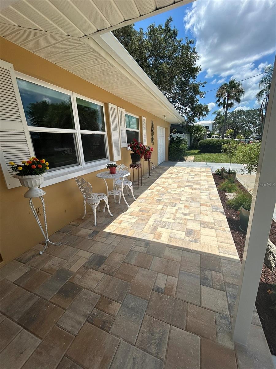 209 WESTWINDS DR, PALM HARBOR, FL, 34683
