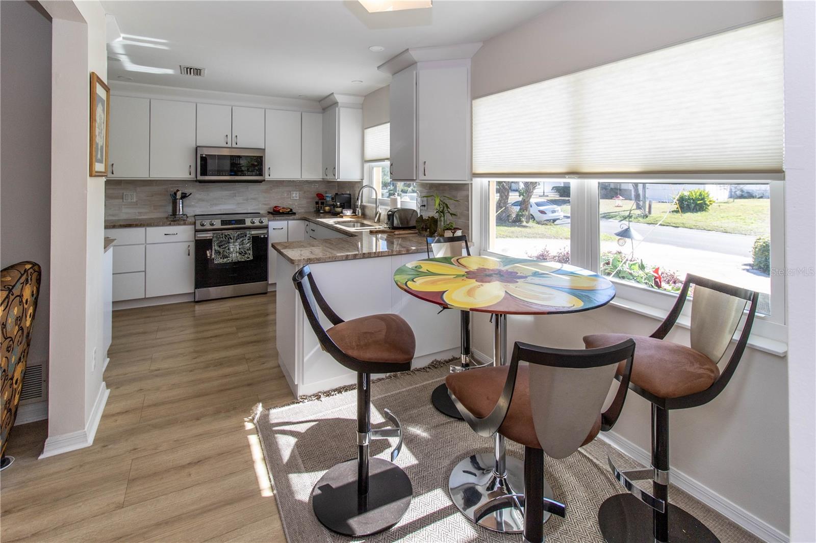 209 WESTWINDS DR, PALM HARBOR, FL, 34683