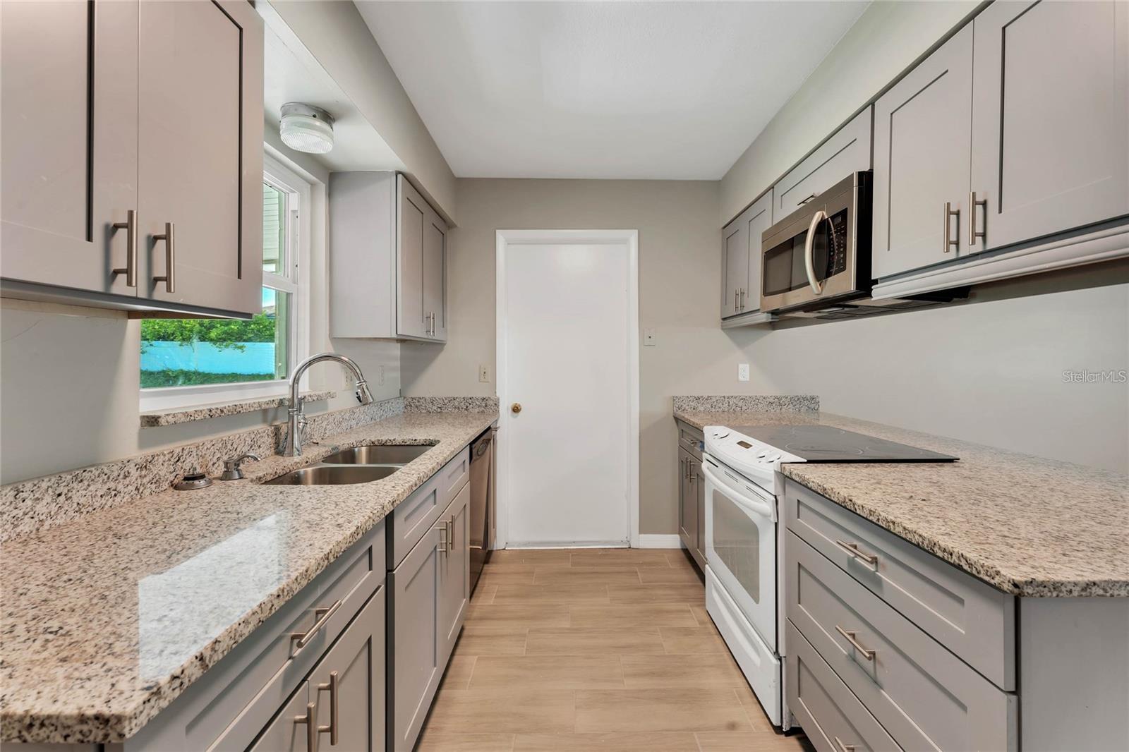 7634 NOLTON WAY, ORLANDO, FL, 32822