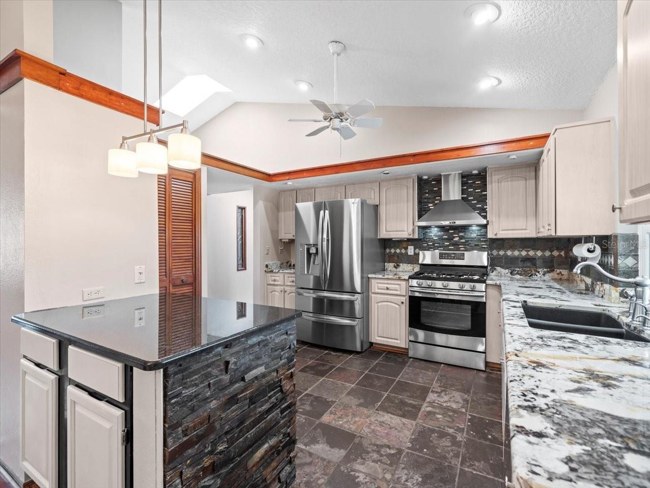 5215 MENTMORE AVE, SPRING HILL, FL, 34606