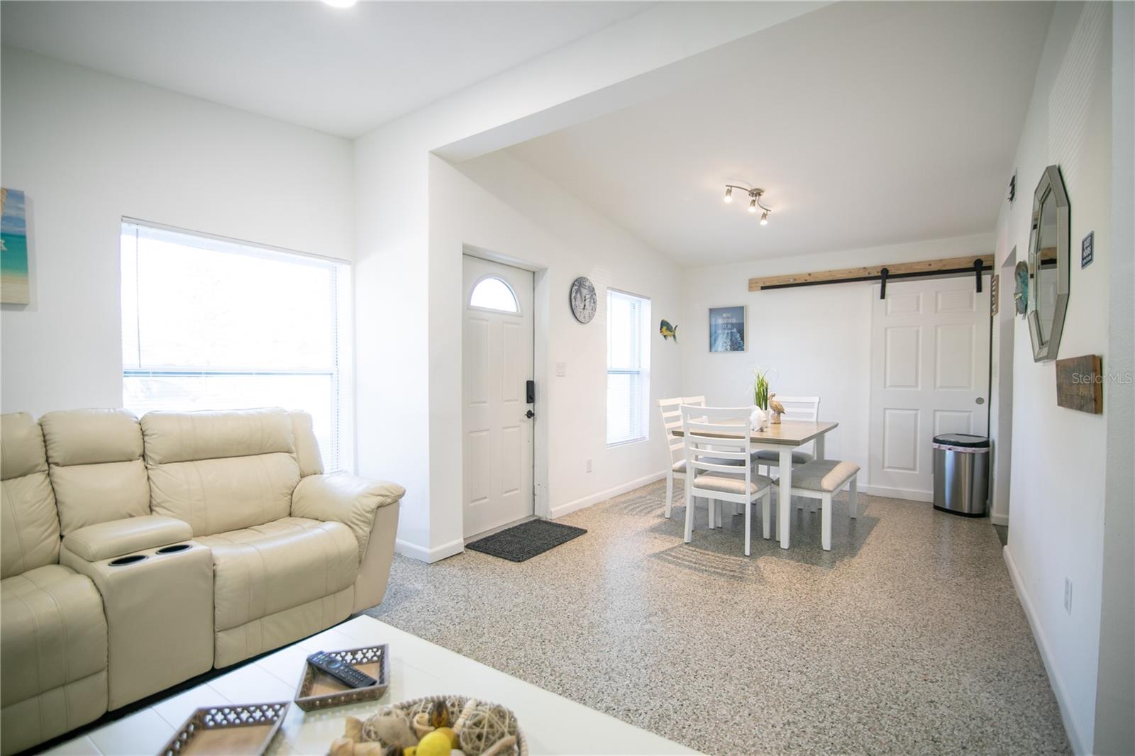 316 POINCIANA CIR, KISSIMMEE, FL, 34744