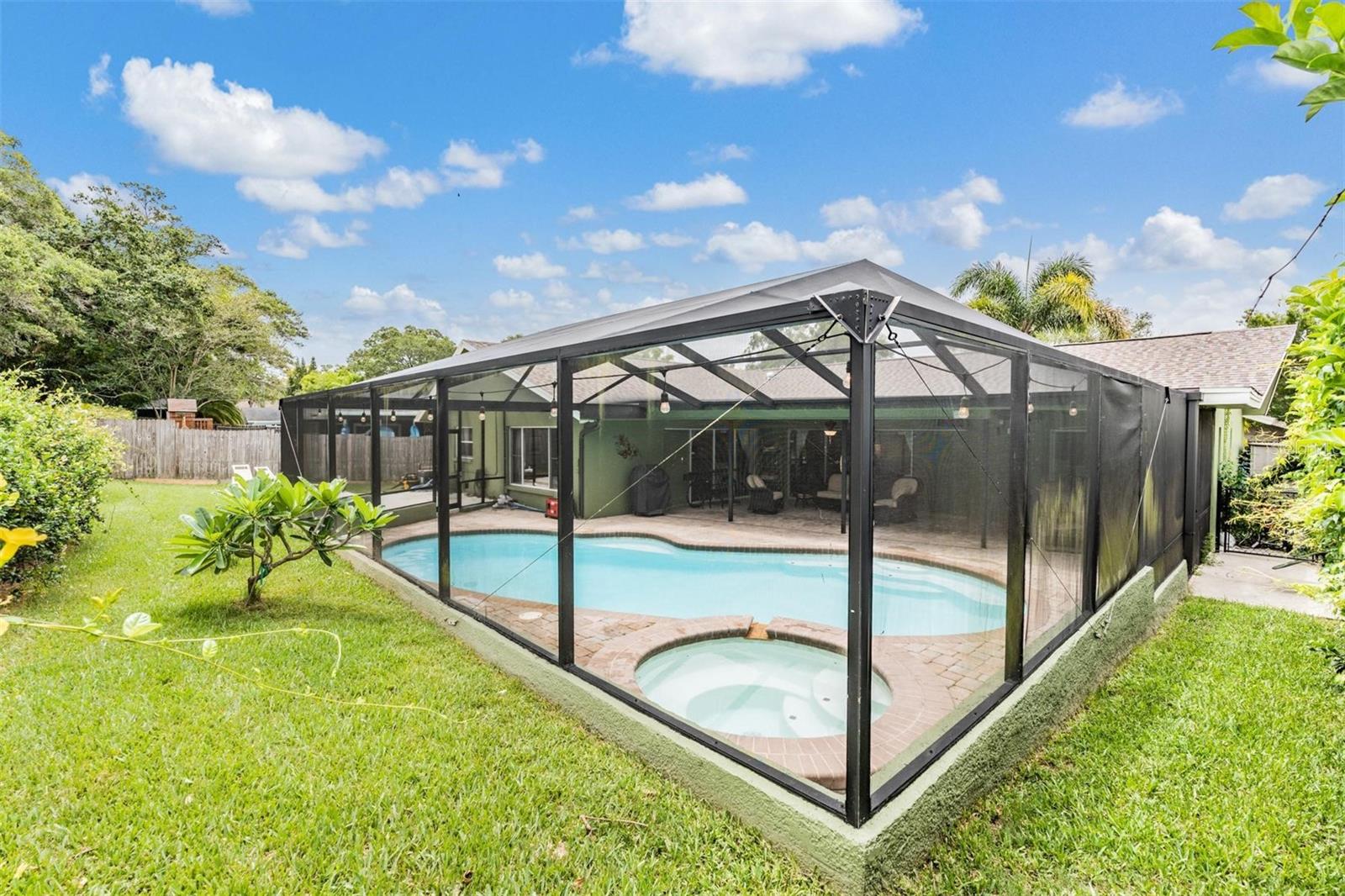 3018 PRESTIGE DR, CLEARWATER, FL, 33759