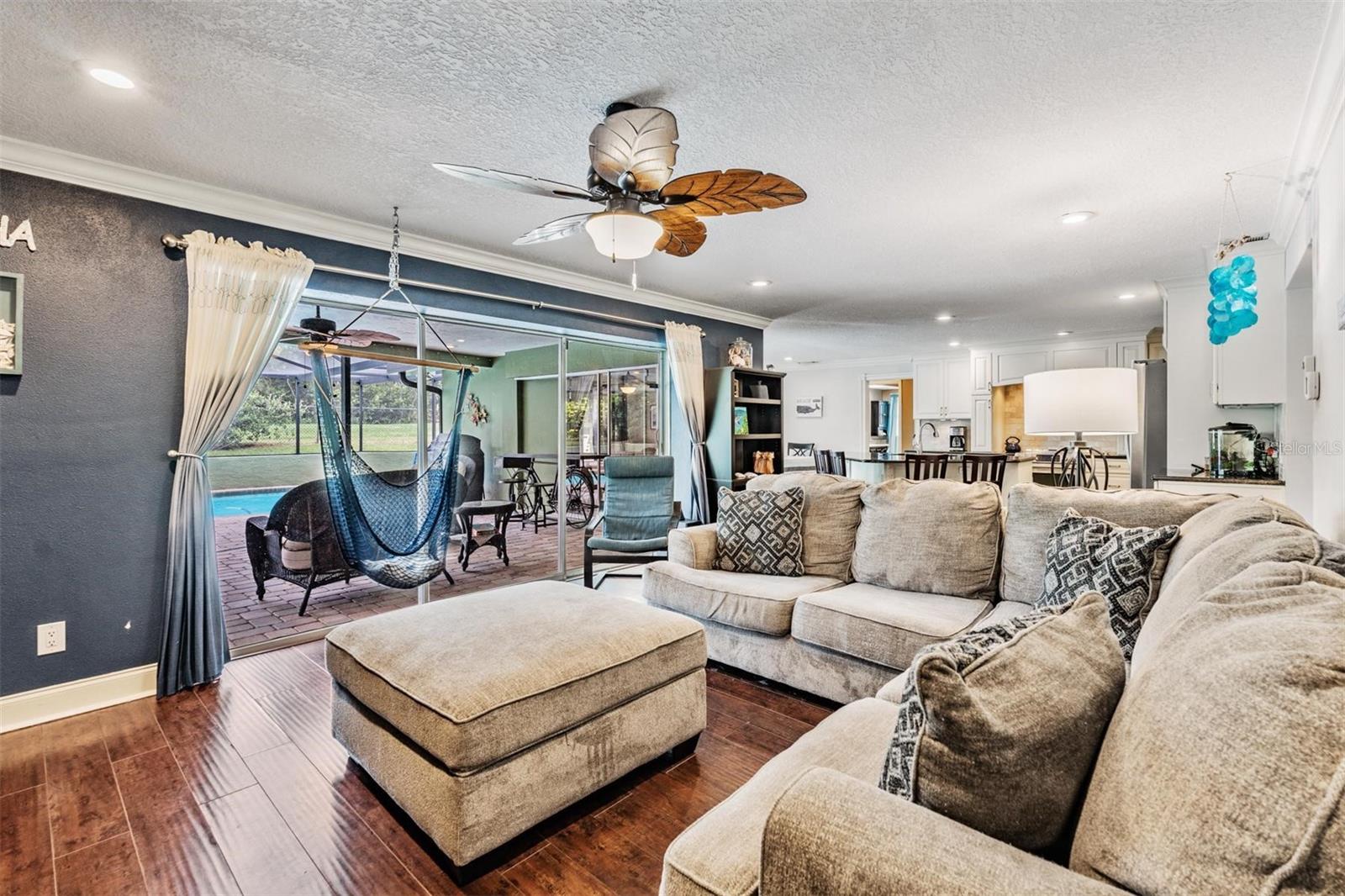 3018 PRESTIGE DR, CLEARWATER, FL, 33759