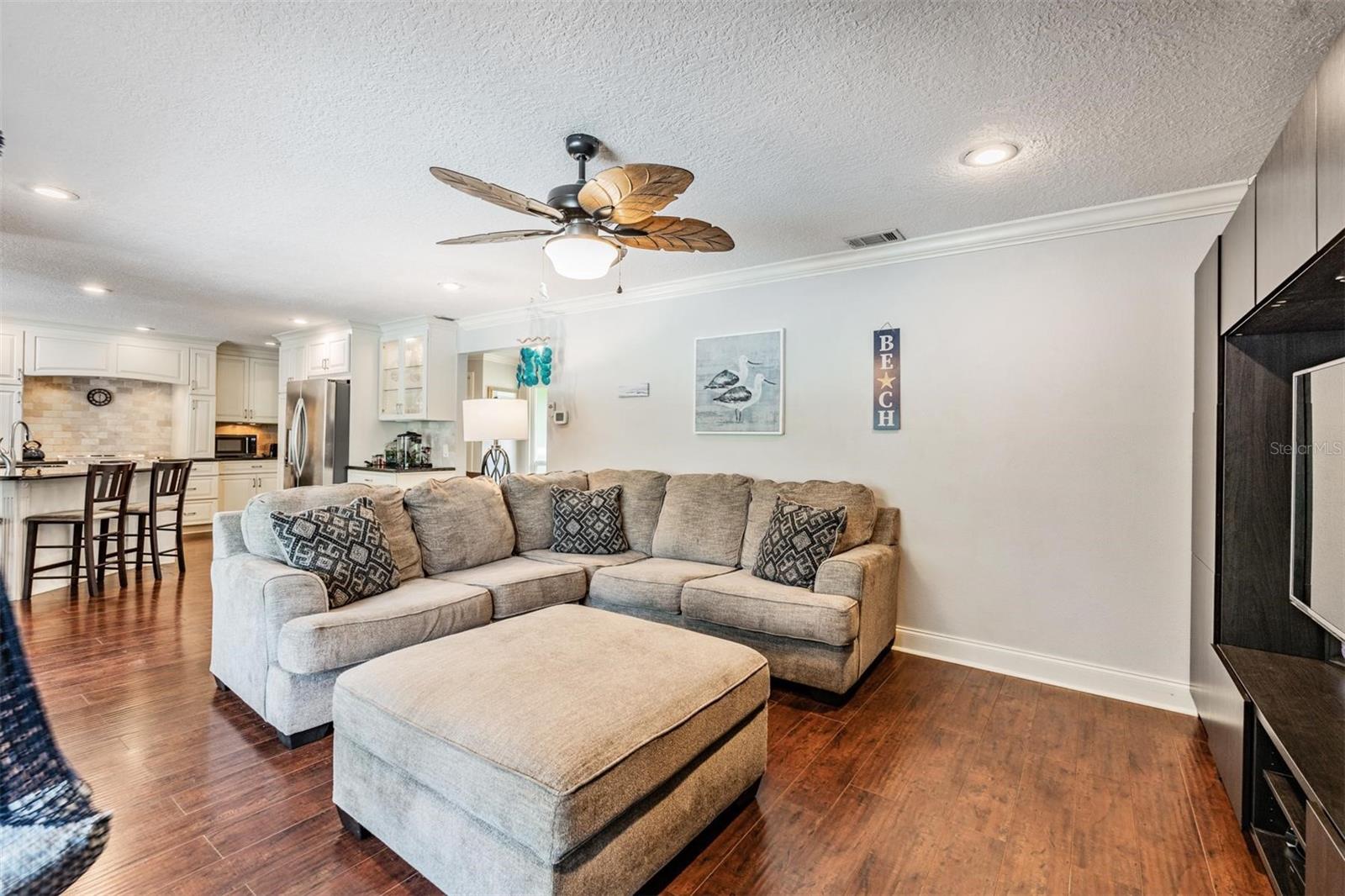 3018 PRESTIGE DR, CLEARWATER, FL, 33759