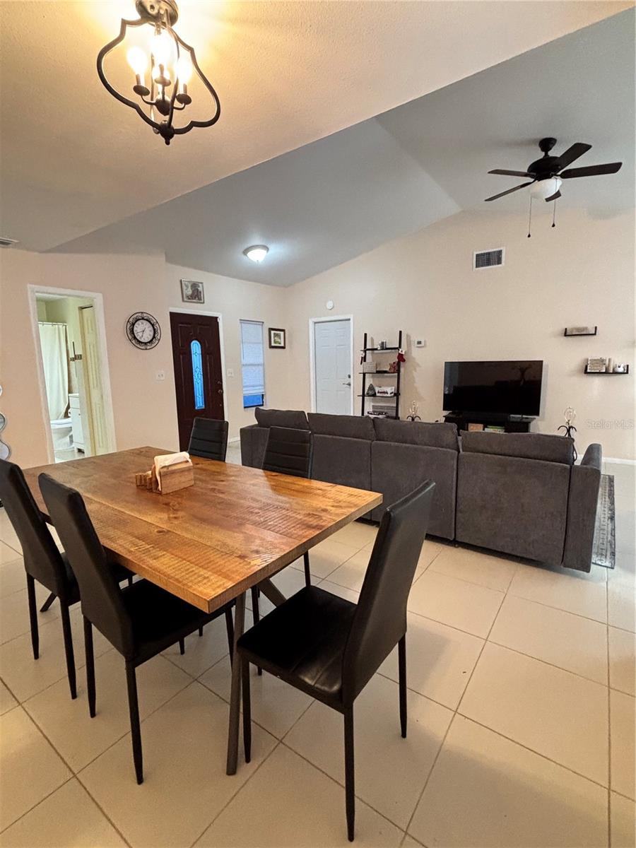 1083 SUNSHINE WAY SW, WINTER HAVEN, FL, 33880
