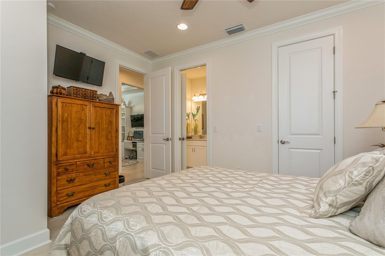 5837 SEMOLINO ST, NOKOMIS, FL, 34275