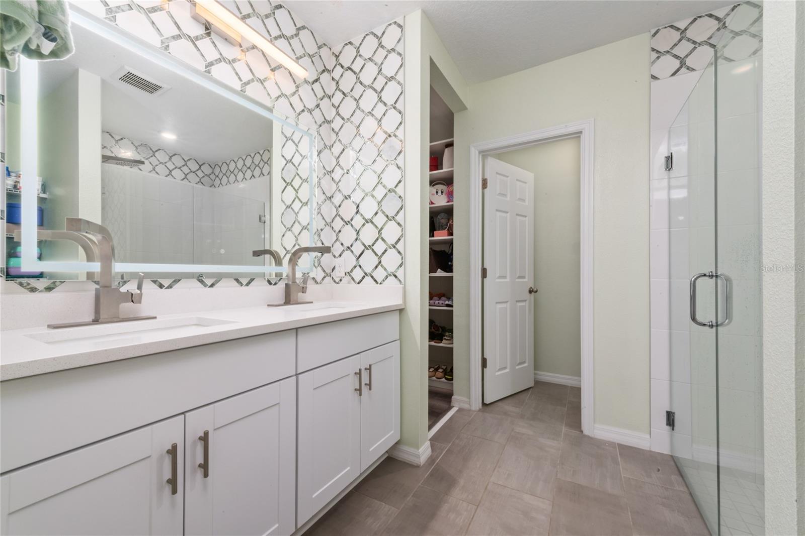 1251 CITRUS LANDING BLVD, DAVENPORT, FL, 33837