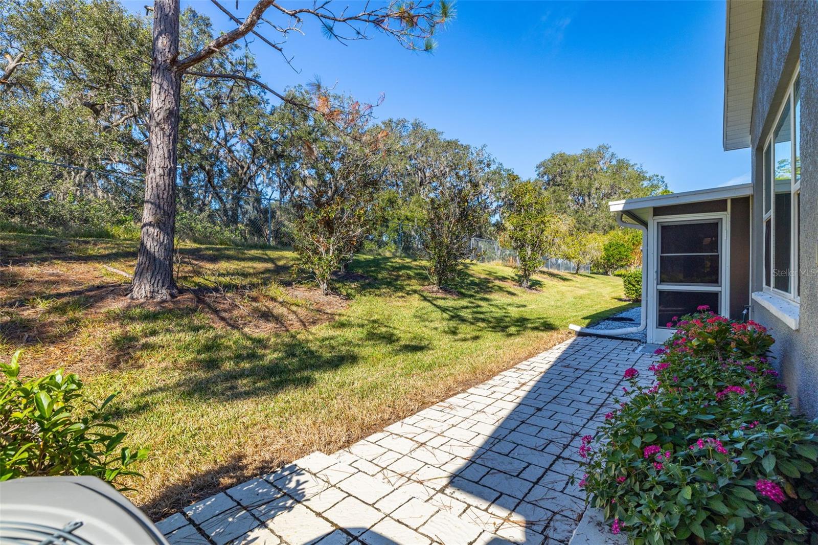 9723 ROLLING CIR, SAN ANTONIO, FL, 33576