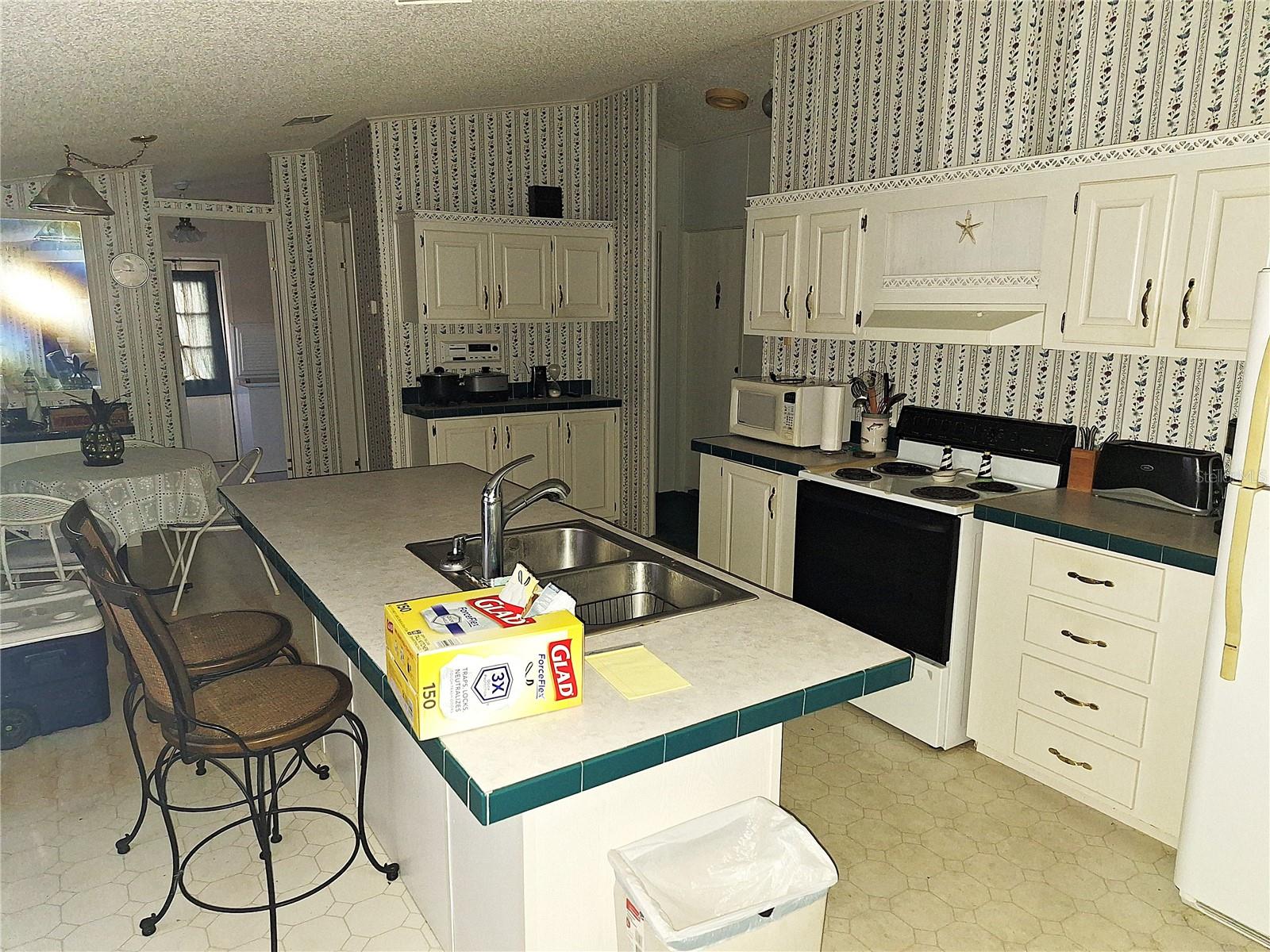 2408 SE 32ND ST, OKEECHOBEE, FL, 34974