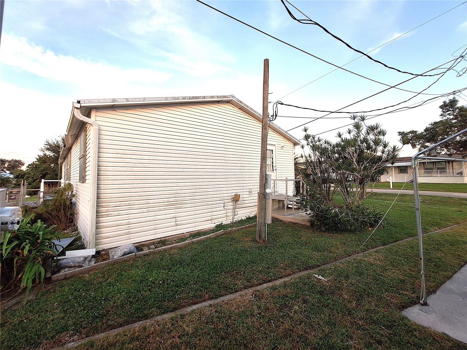 2408 SE 32ND ST, OKEECHOBEE, FL, 34974
