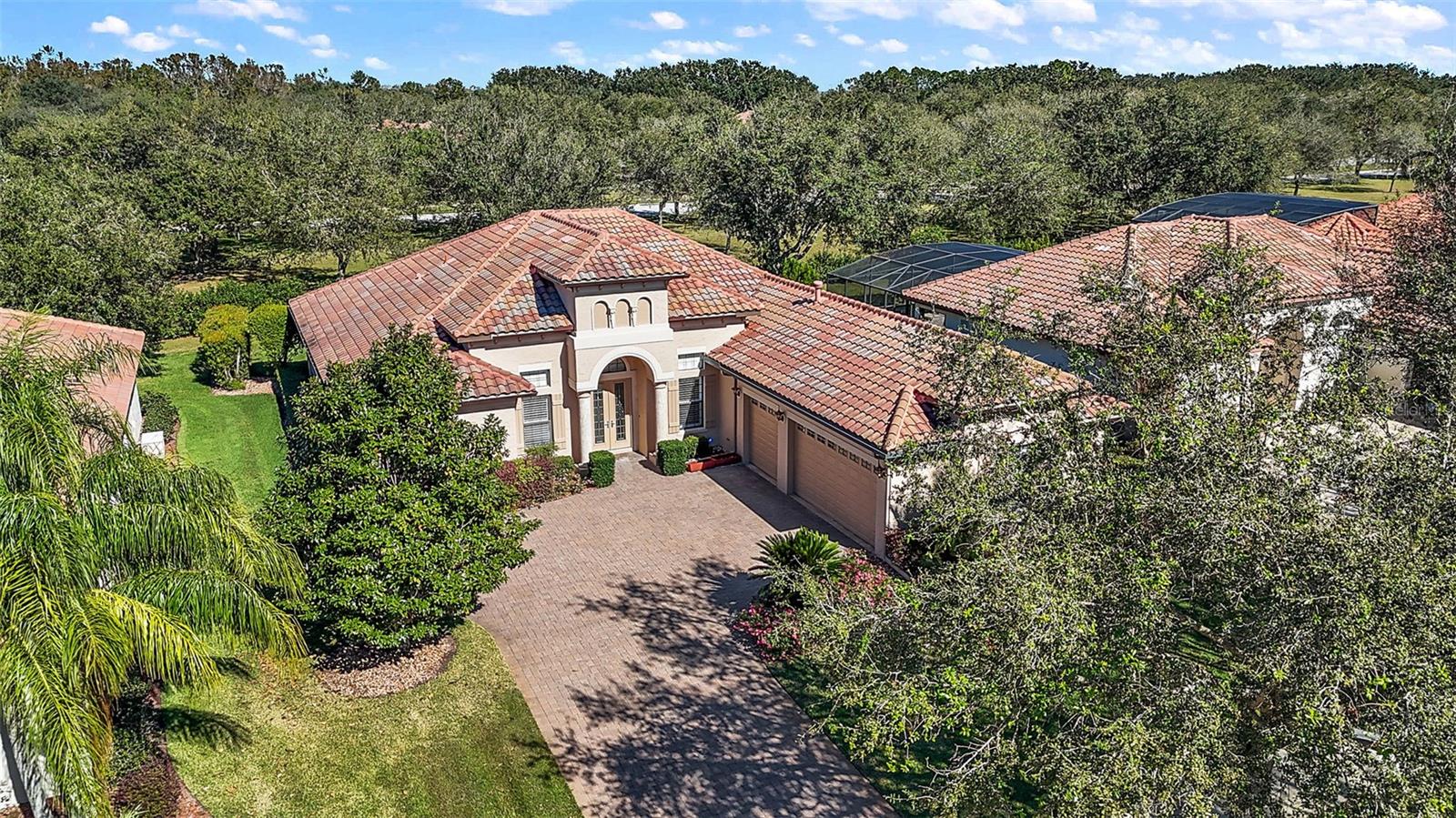 9813 SANTA CLARA CT, HOWEY IN THE HILLS, FL, 34737