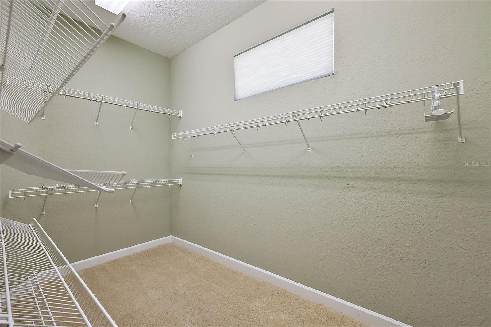9813 SANTA CLARA CT, HOWEY IN THE HILLS, FL, 34737