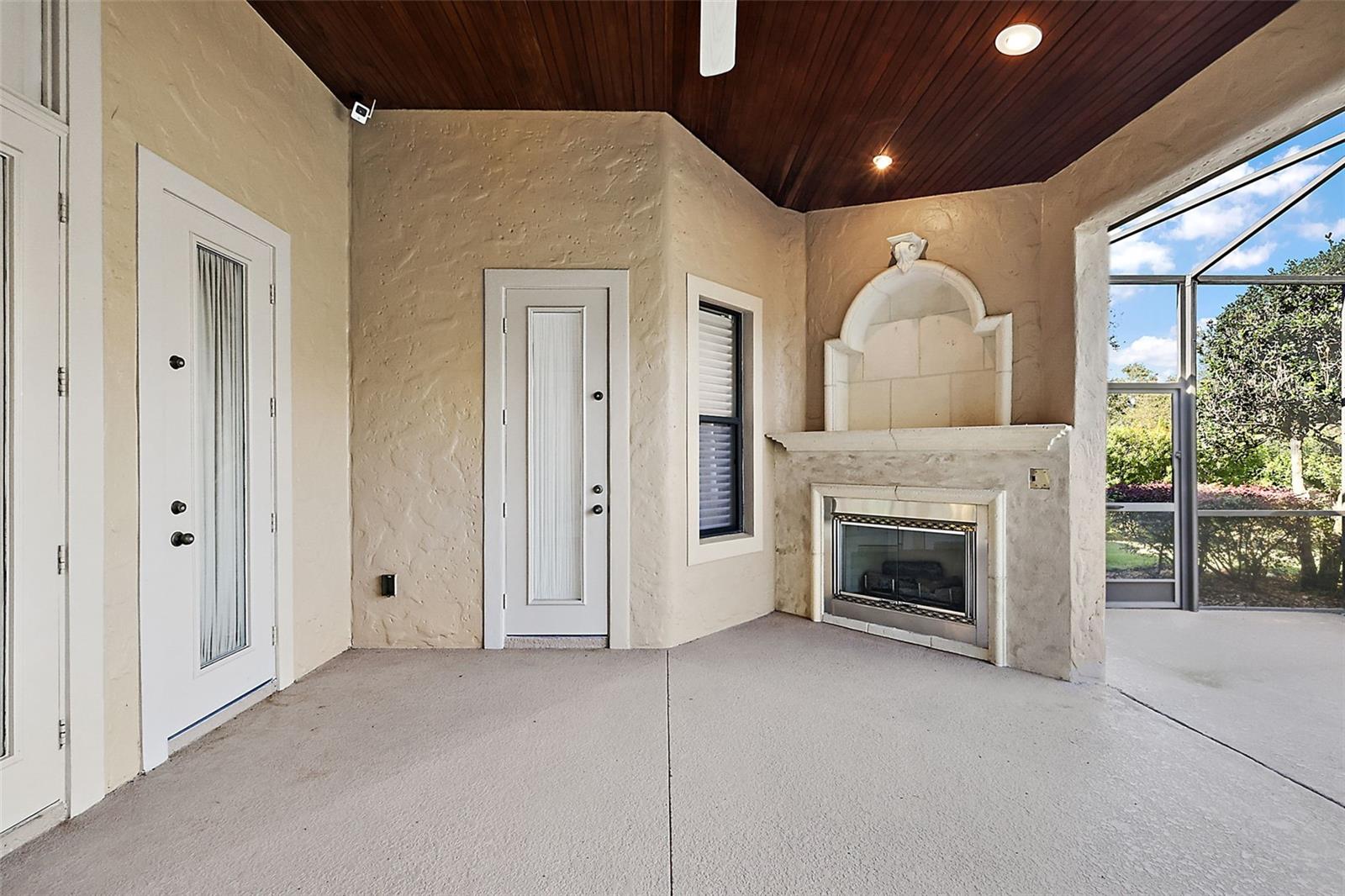 9813 SANTA CLARA CT, HOWEY IN THE HILLS, FL, 34737