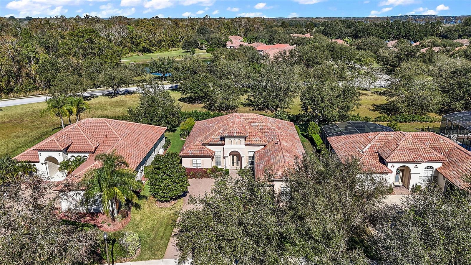 9813 SANTA CLARA CT, HOWEY IN THE HILLS, FL, 34737