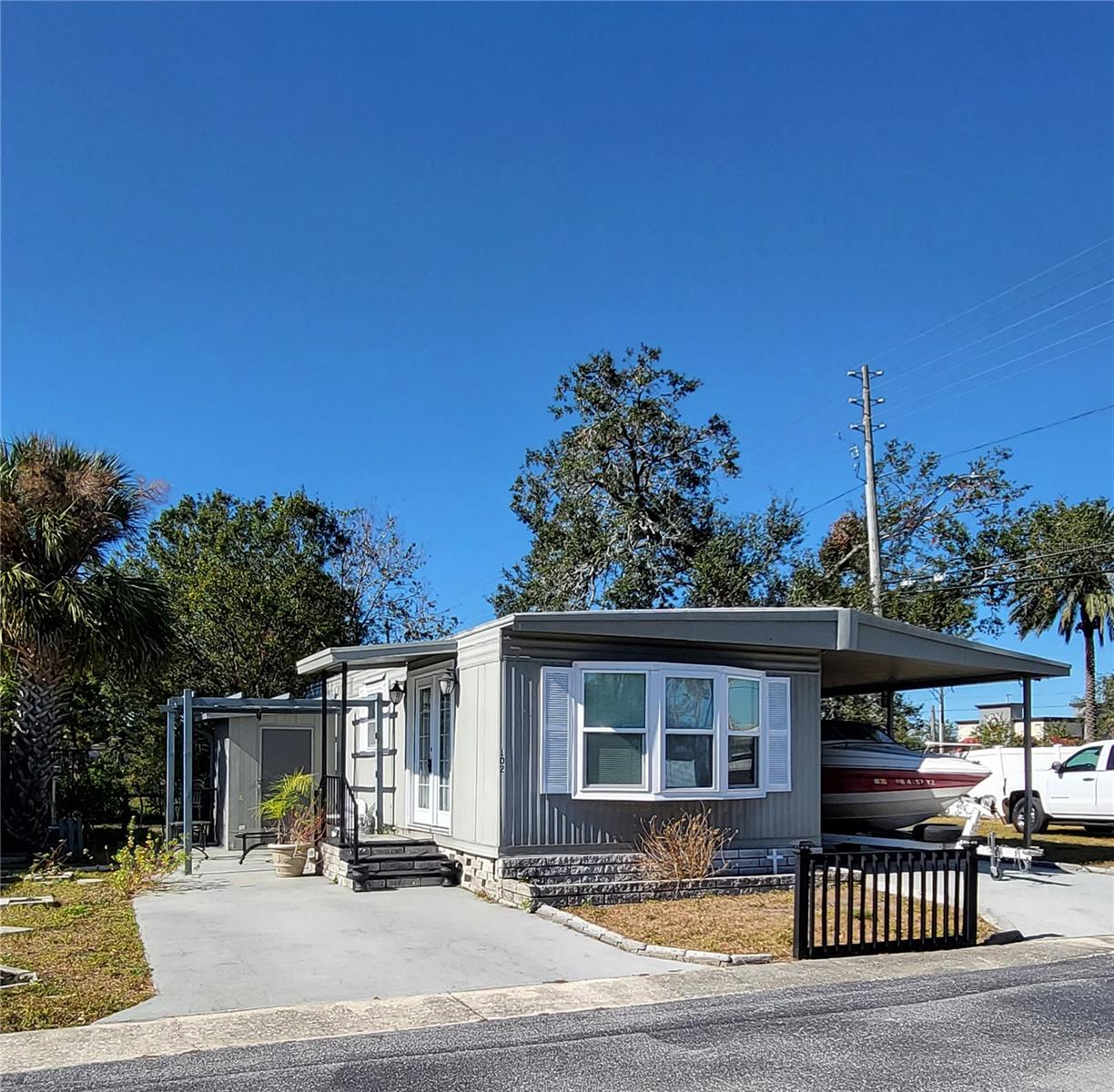 2291 E BAY DR #102, LARGO, FL, 33771