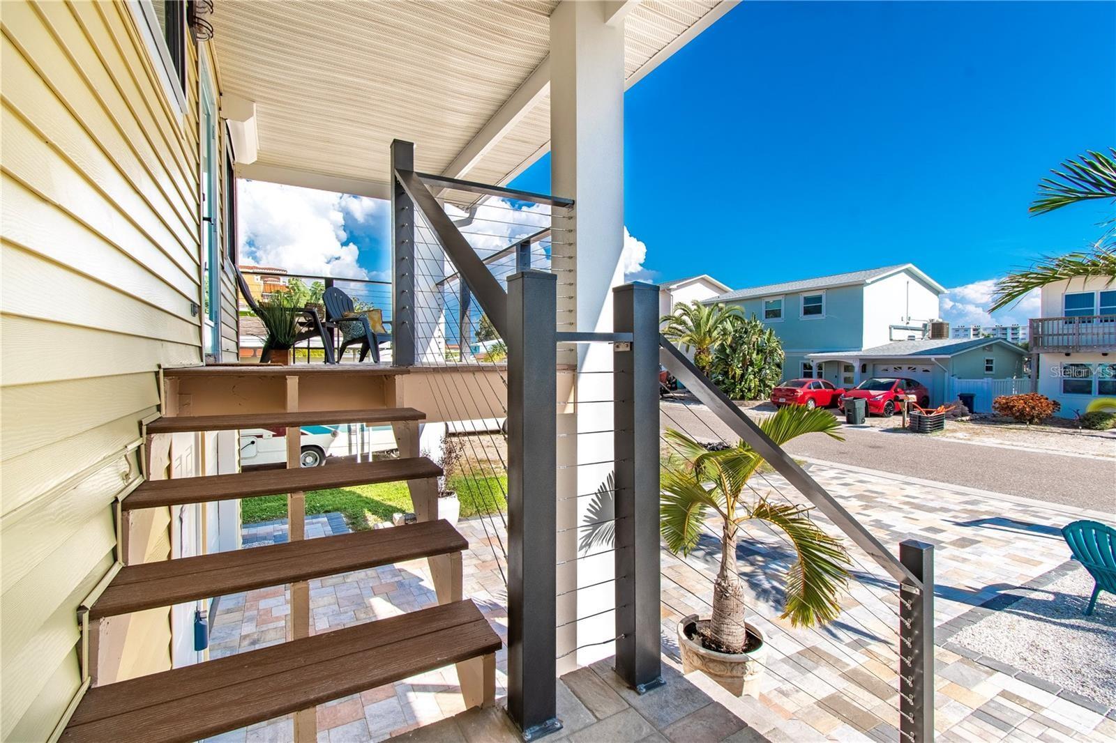 118 175TH TERRACE DR E #B, REDINGTON SHORES, FL, 33708