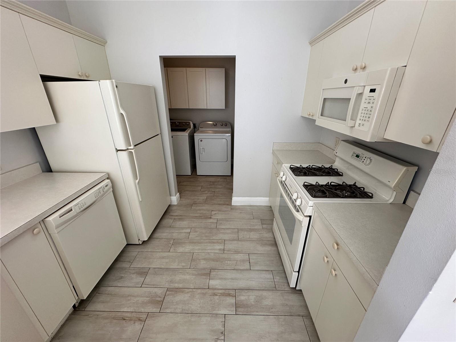 2087 BROYHILL AVE, THE VILLAGES, FL, 32162