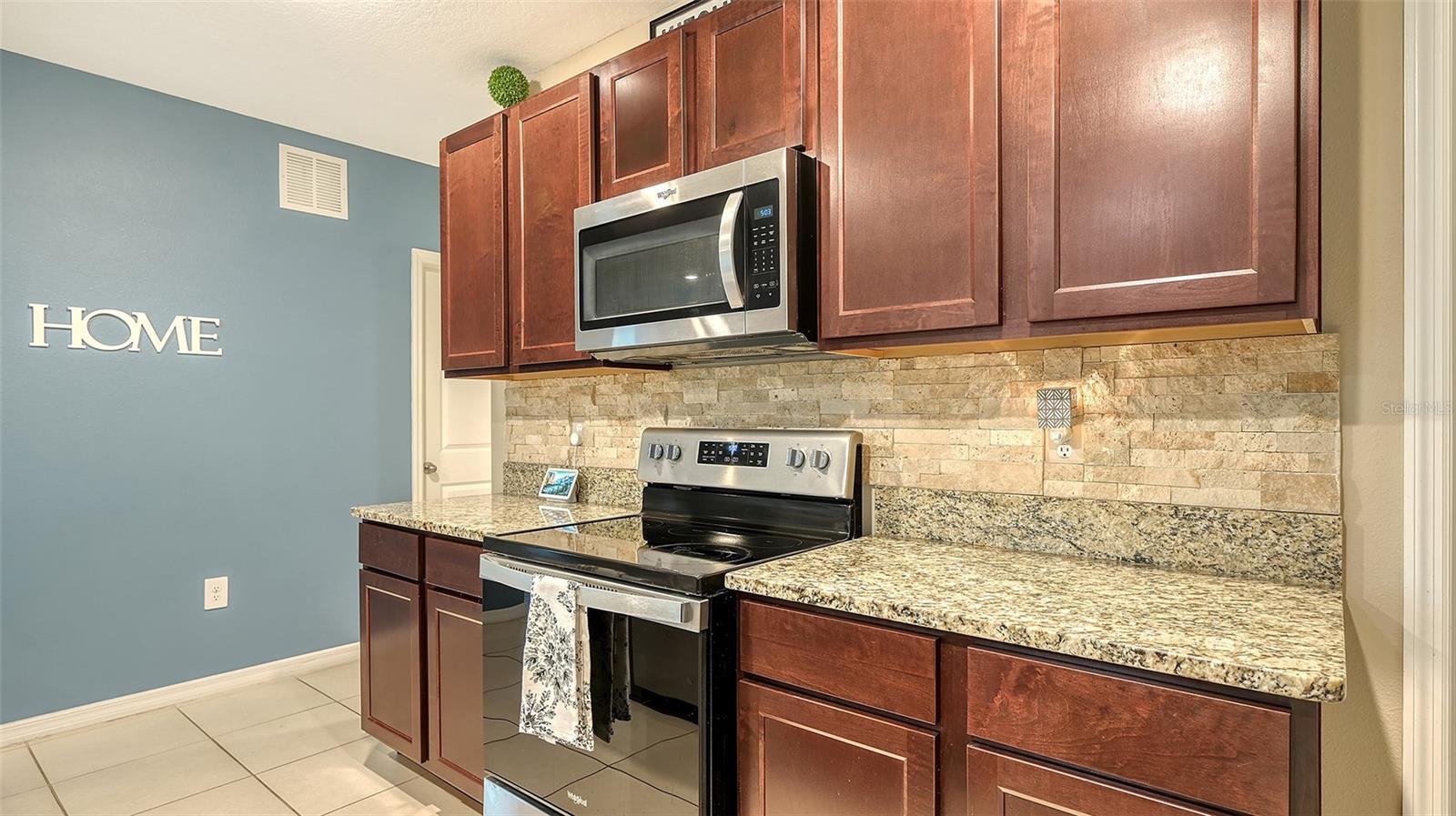 3809 GOLDEN ORIOLE PKWY, SARASOTA, FL, 34232