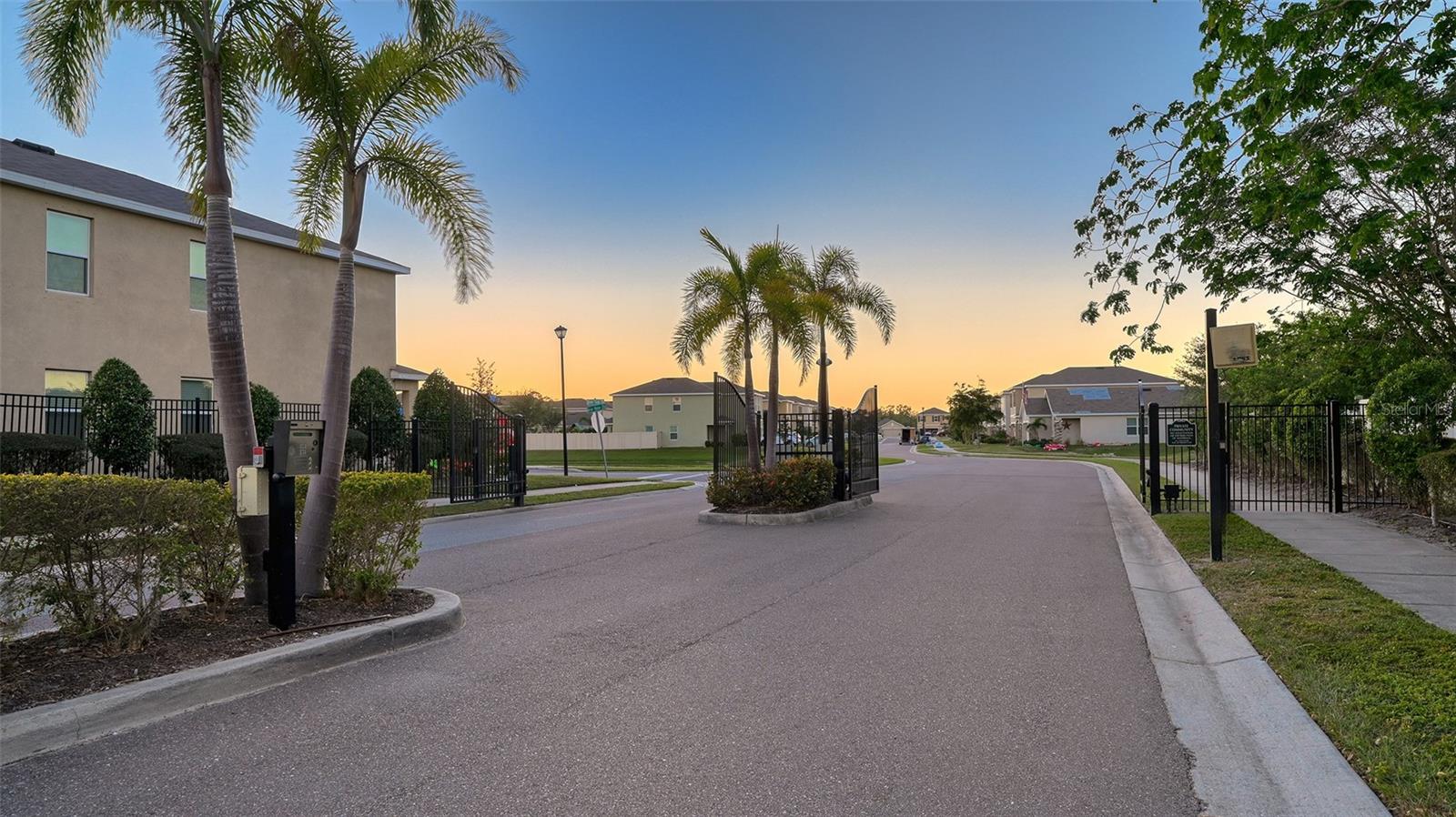 3809 GOLDEN ORIOLE PKWY, SARASOTA, FL, 34232