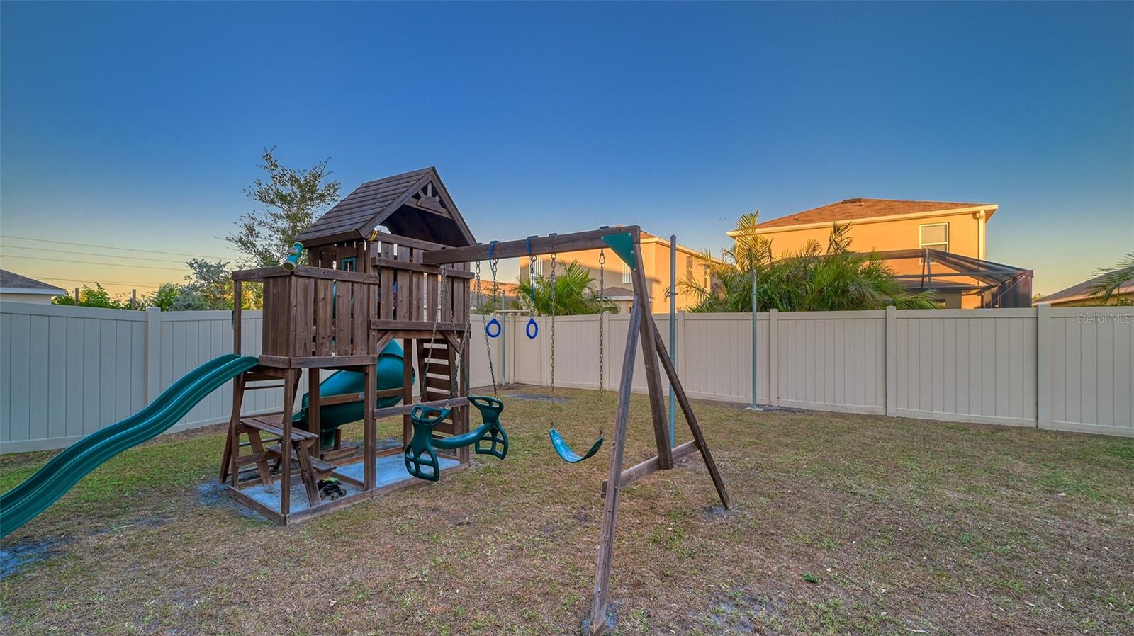 3809 GOLDEN ORIOLE PKWY, SARASOTA, FL, 34232