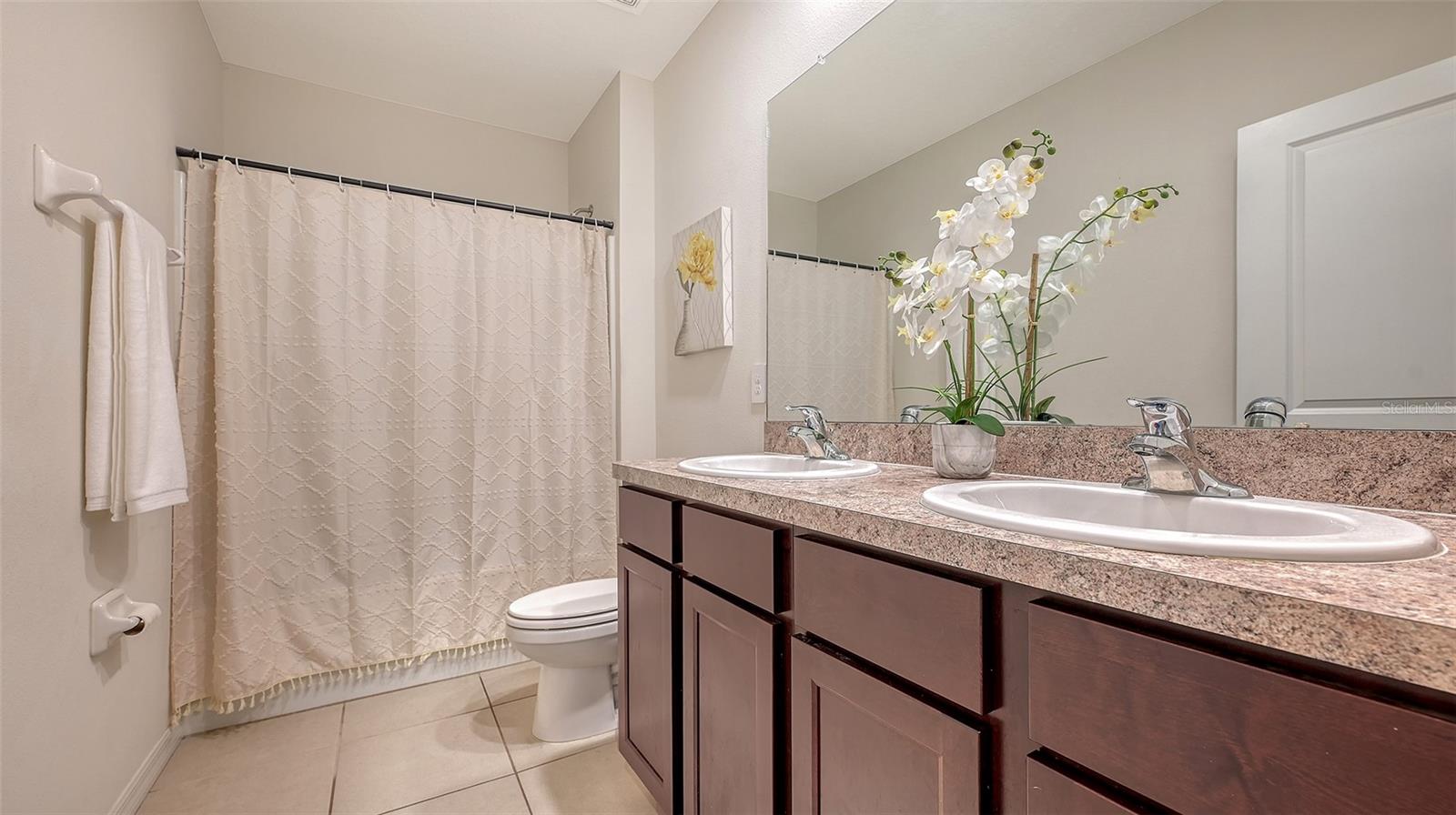 3809 GOLDEN ORIOLE PKWY, SARASOTA, FL, 34232