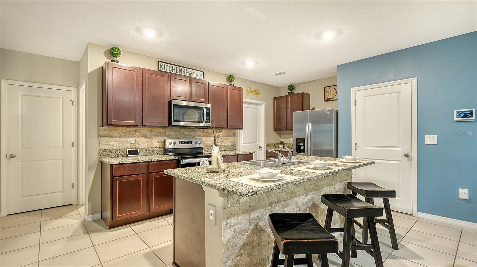 3809 GOLDEN ORIOLE PKWY, SARASOTA, FL, 34232